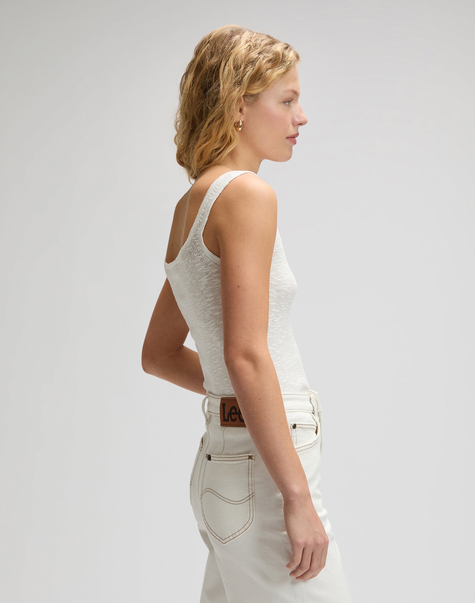 Knitted tank top in ecru