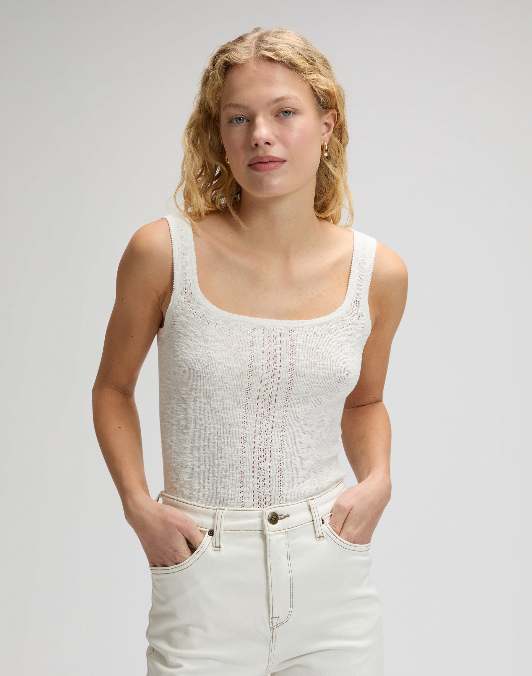 Knitted tank top in ecru