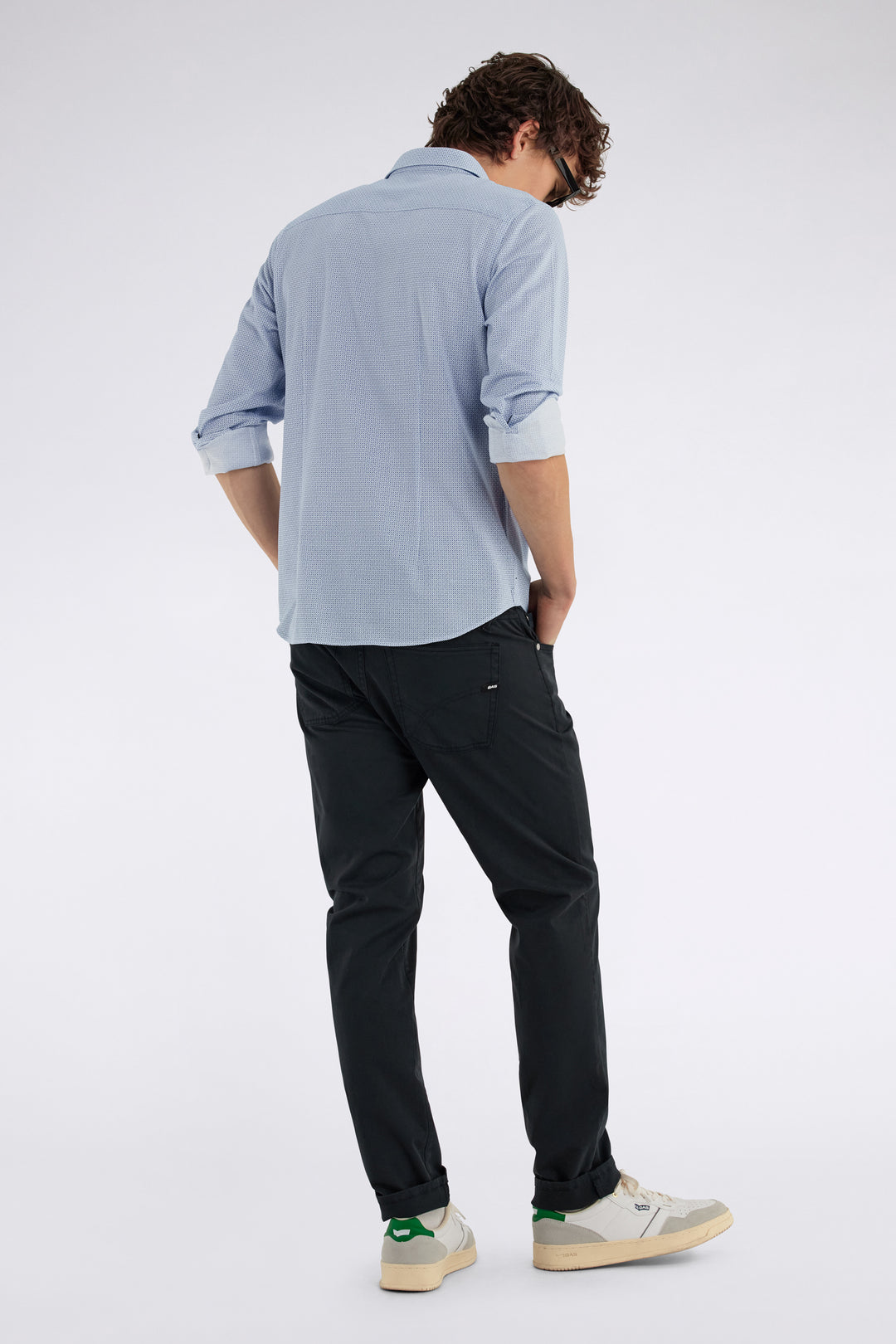 Kin/S in White/Light Blue Shirts GAS