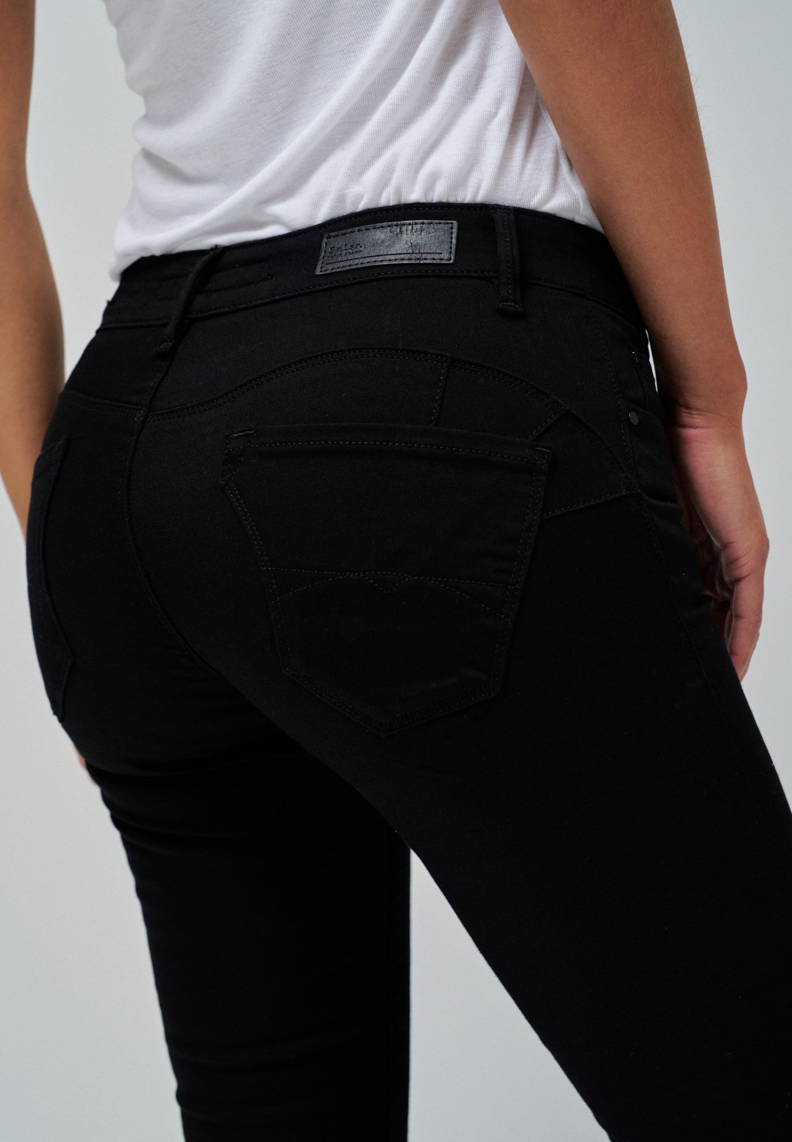 Wonder Skinny Push-Up in Black Jeans Salsa Jeans