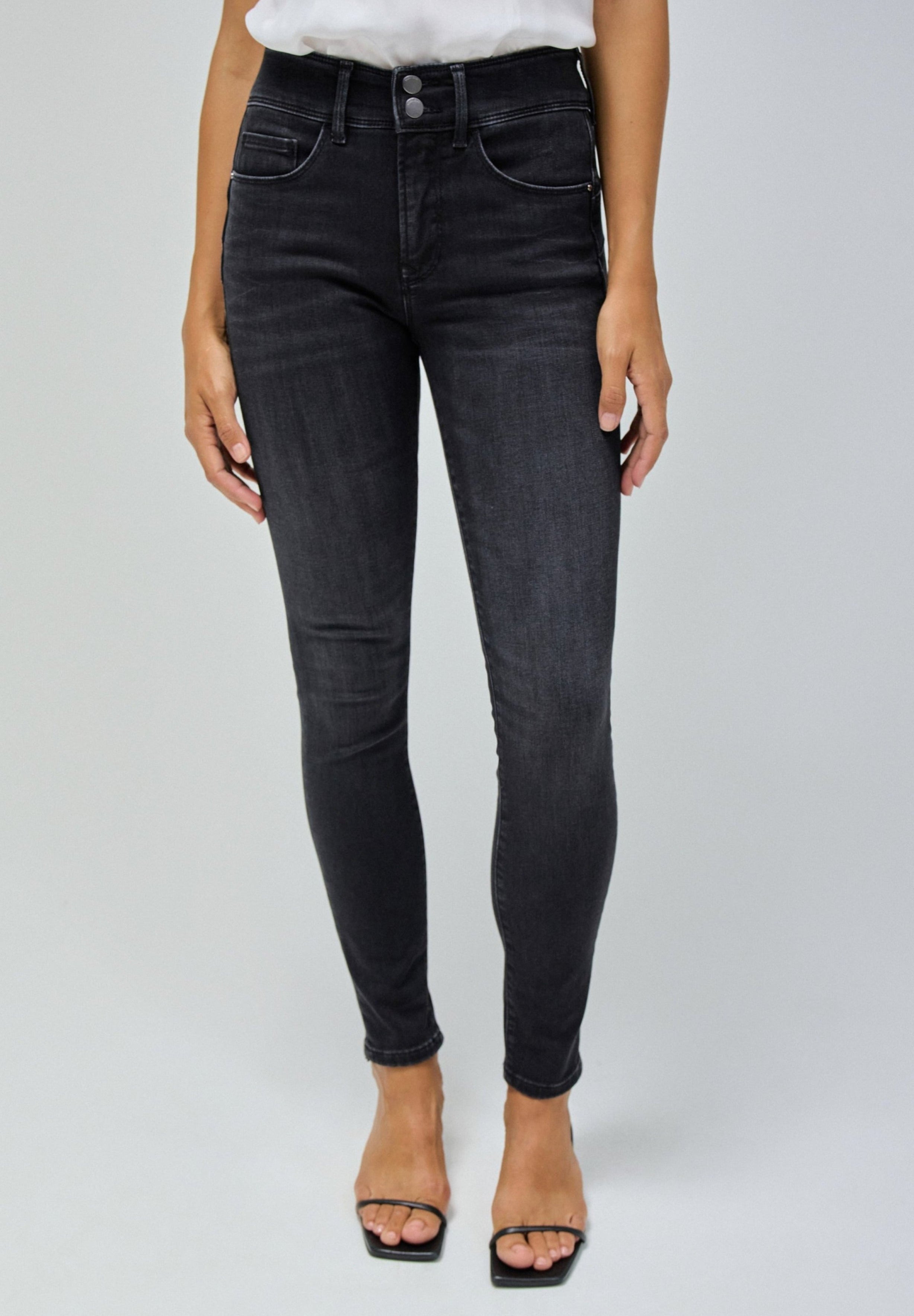 Secret Skinny Push-In in Black Jeans Salsa Jeans