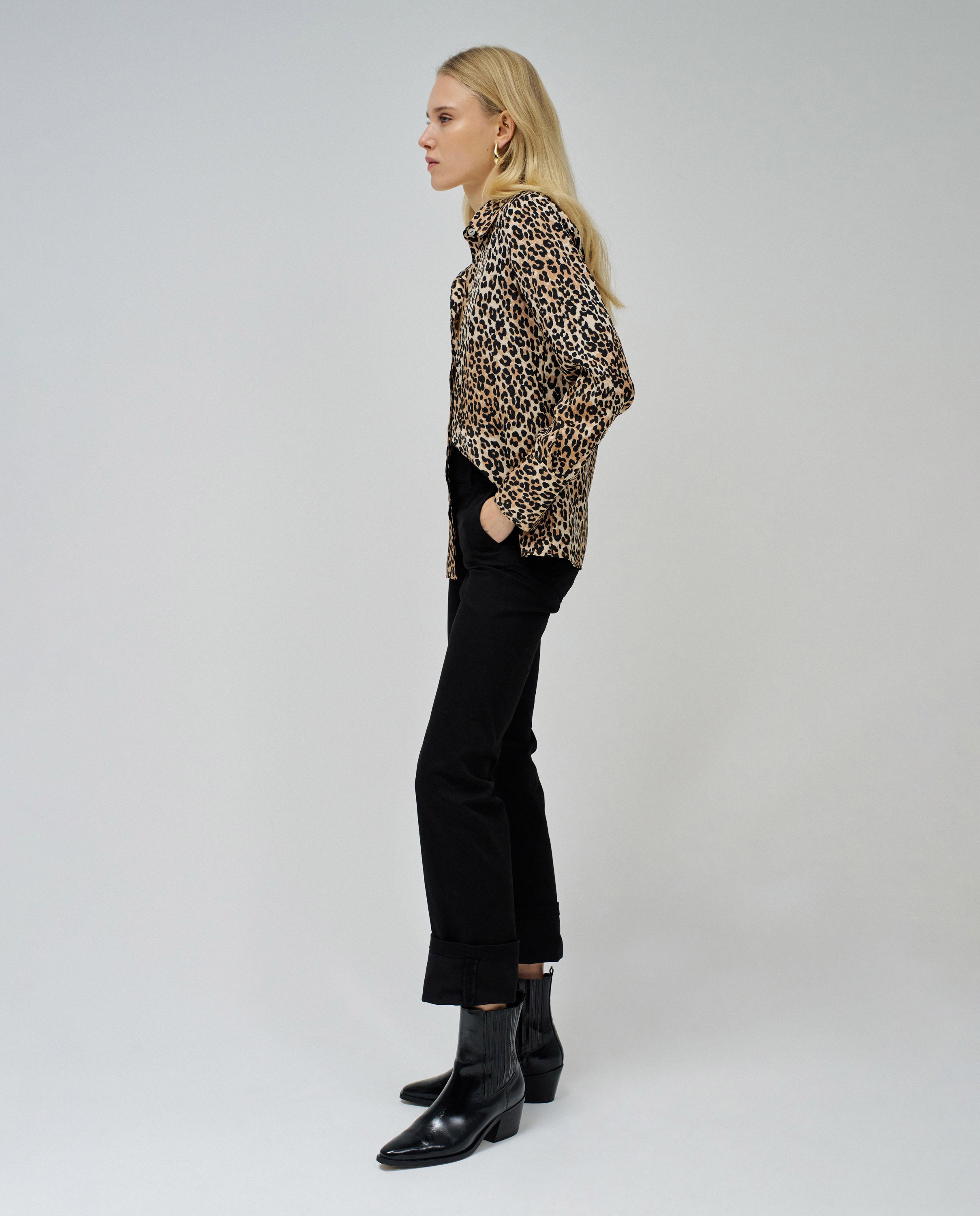 Basic Shirt Front Button Up Closure in Dark Pearl Shirts Salsa Jeans