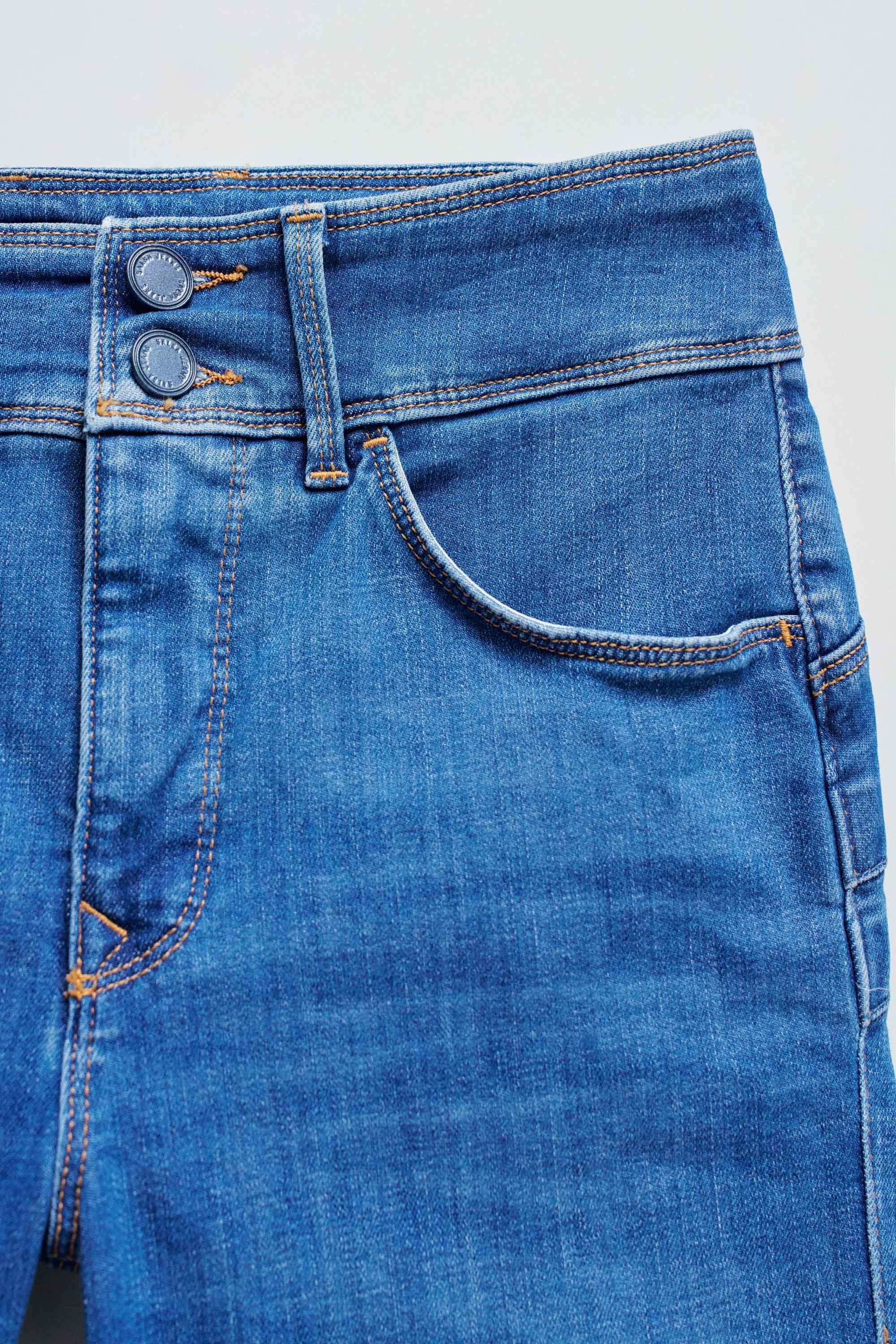 Bermuda Secret Denim in Medium Light Shorts Salsa Jeans