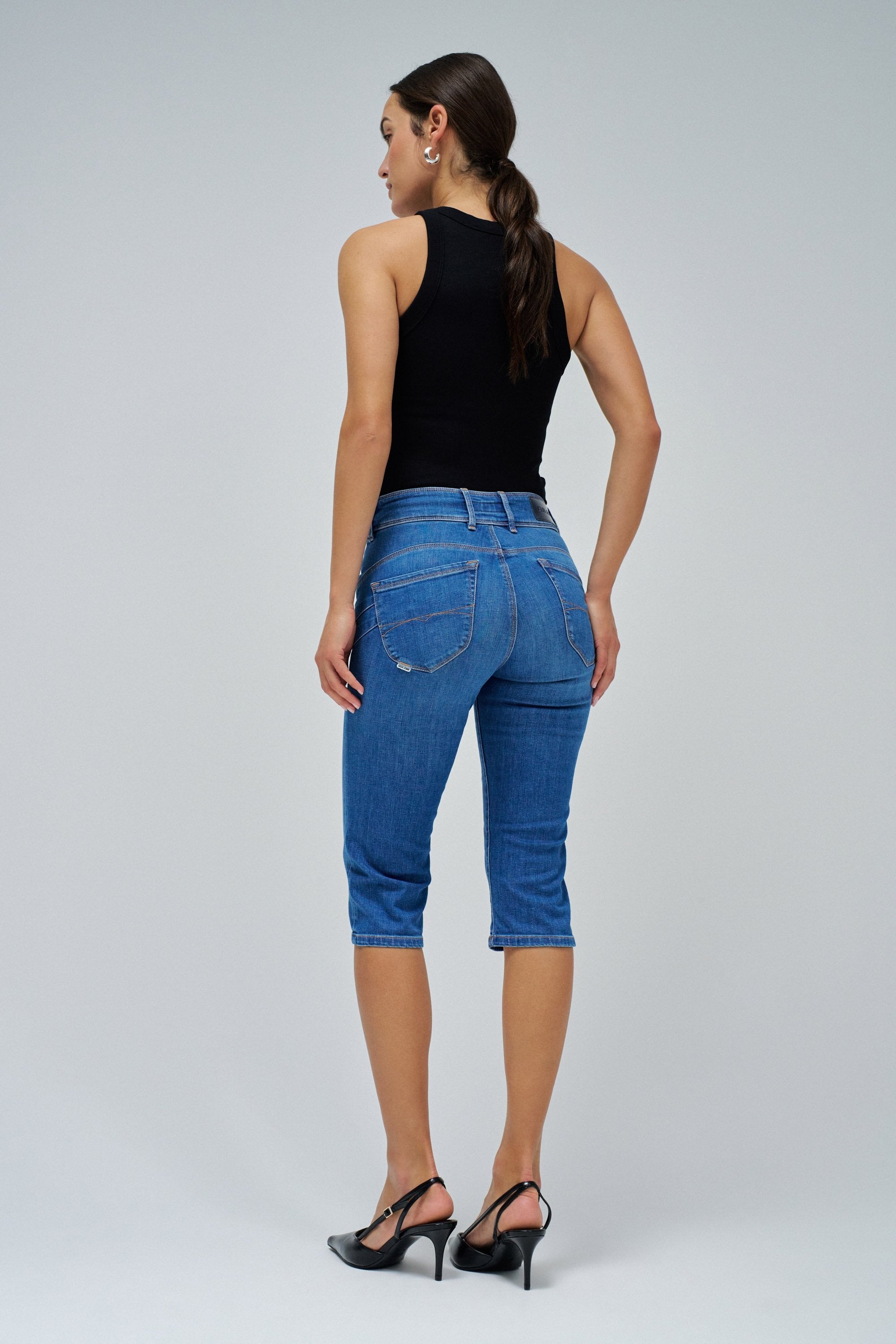 Bermuda Secret Denim in Medium Light Shorts Salsa Jeans