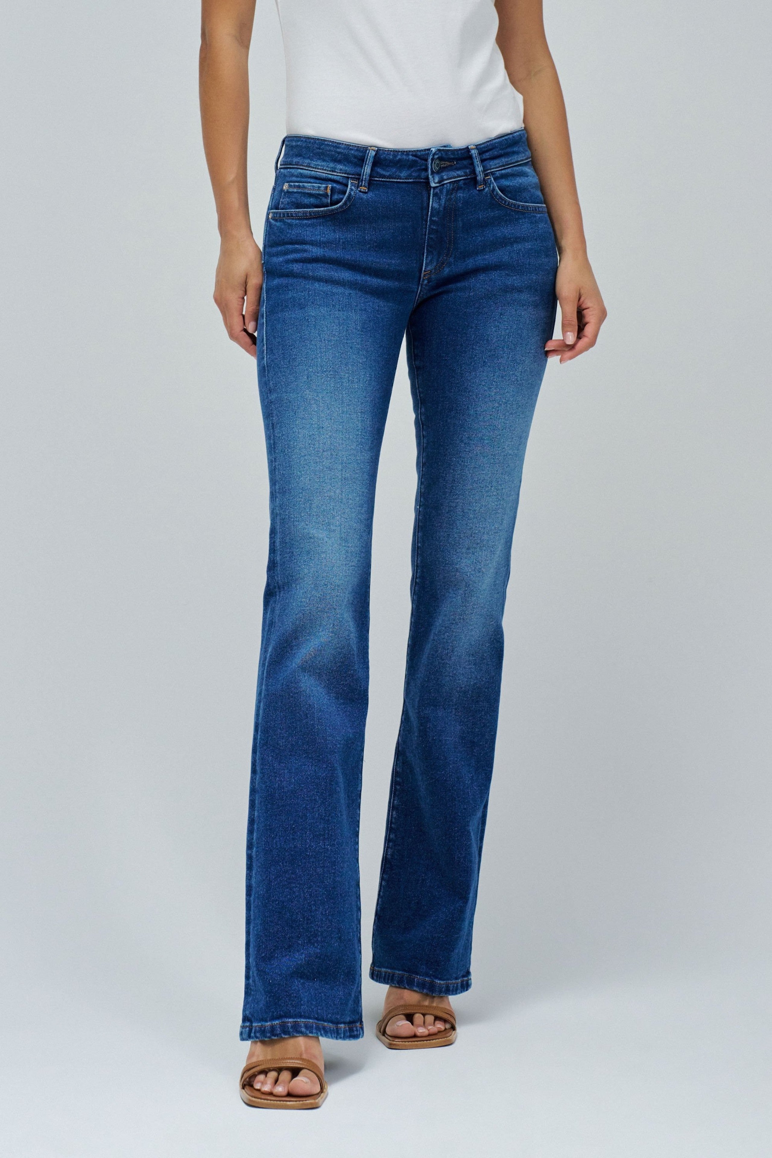 Wonder Bootcut Pockets in Medium Light Jeans Salsa Jeans
