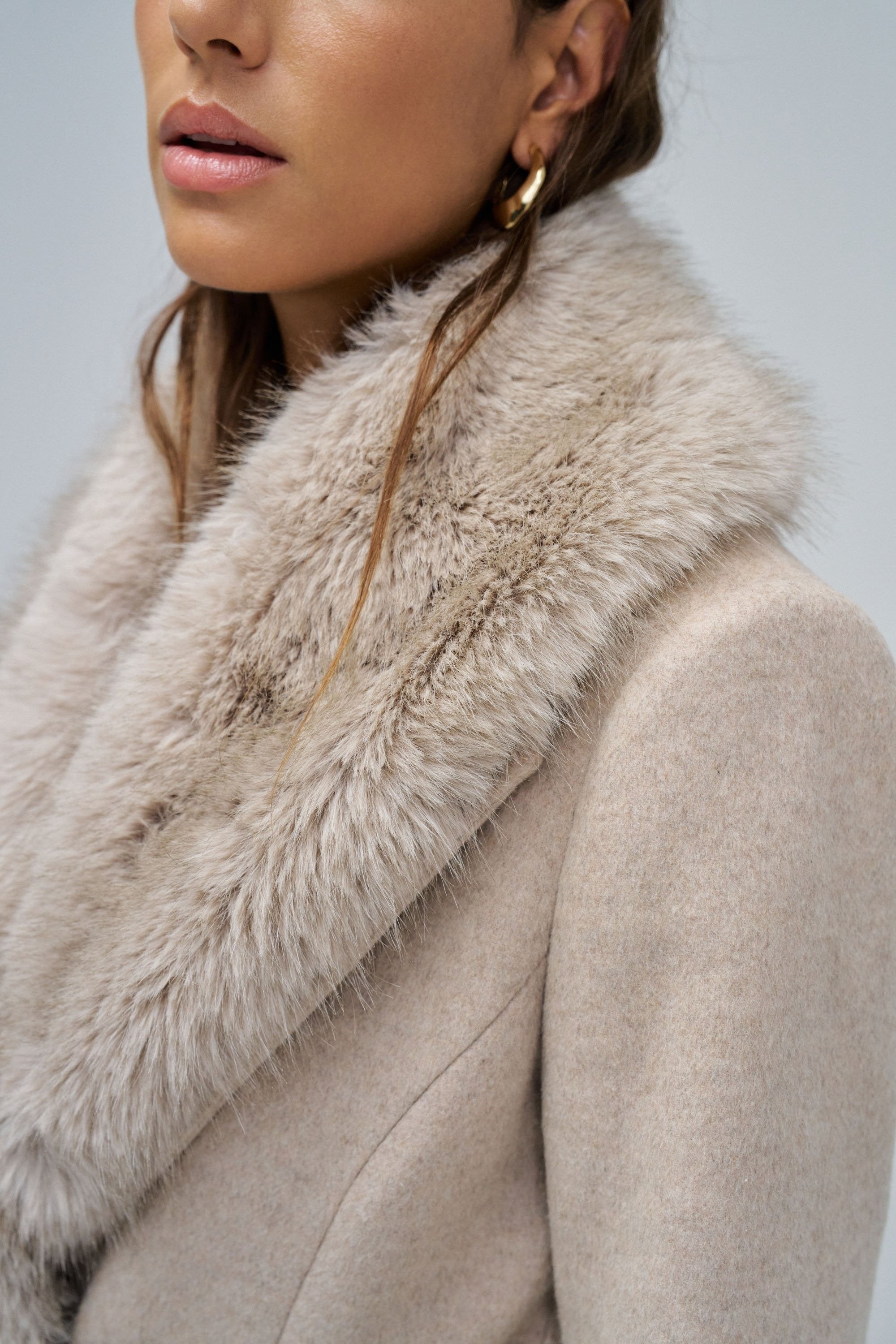 Long Wool Coat Faux Fur Belt in Medium Beige V1 Jackets Salsa Jeans