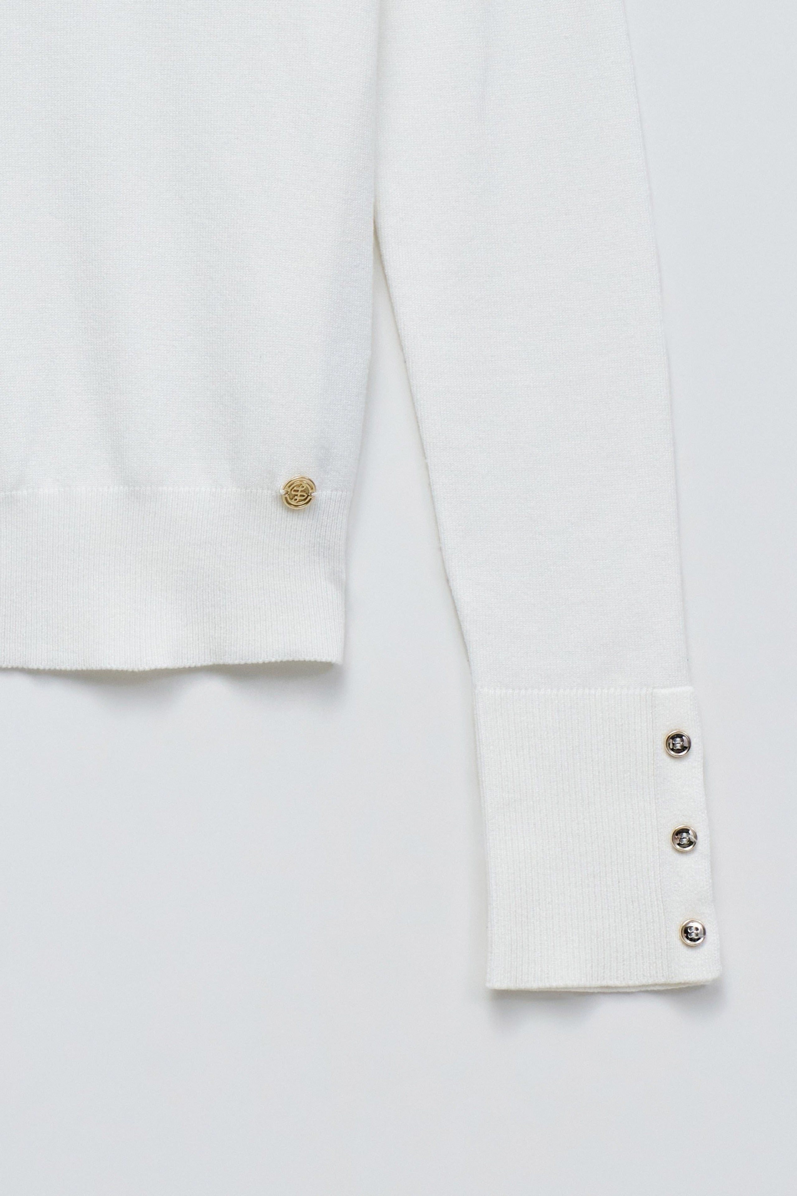 Basic Long Sleeve in Light Pearl Sweater Salsa Jeans