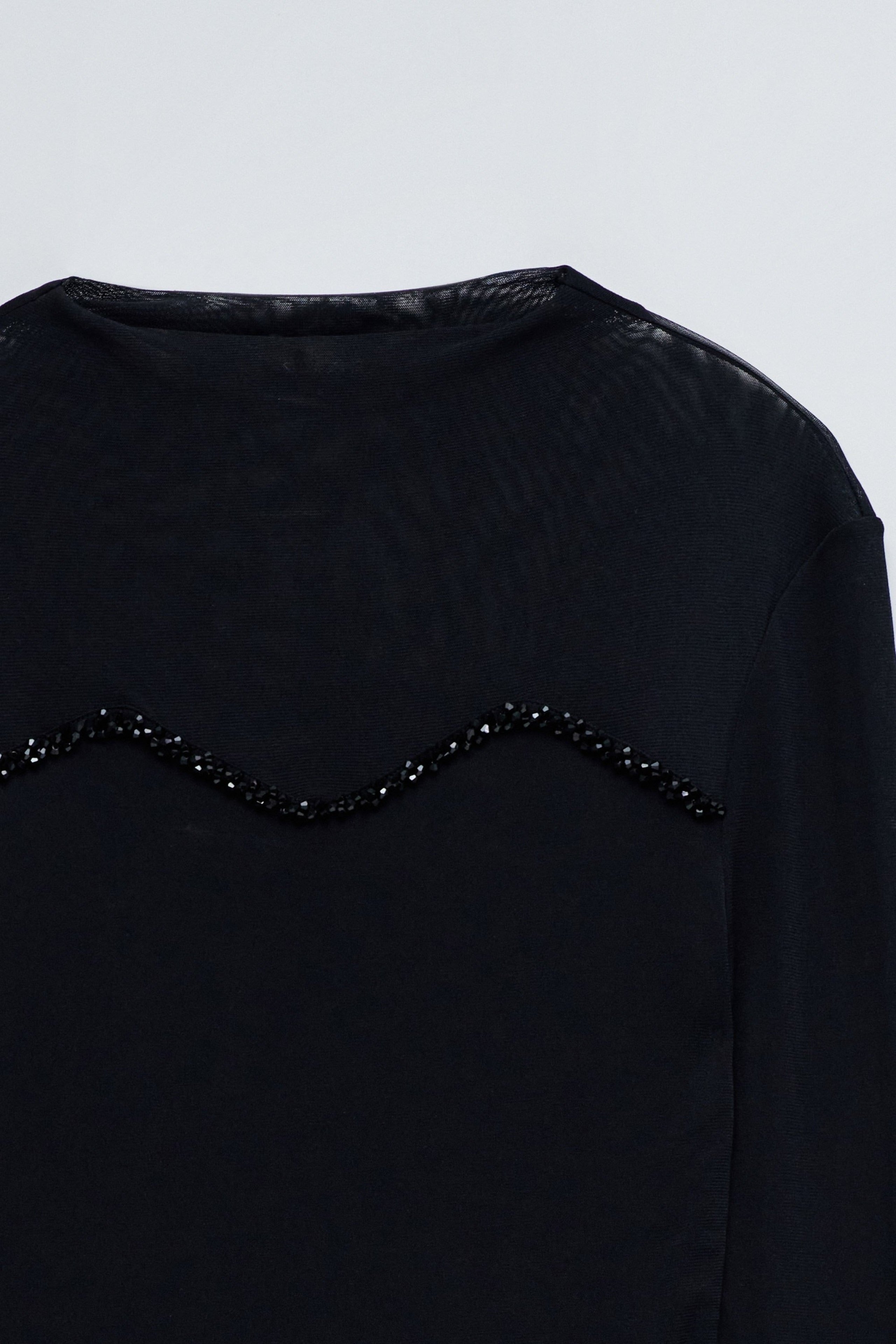 Longsleeve With Transparency in Black