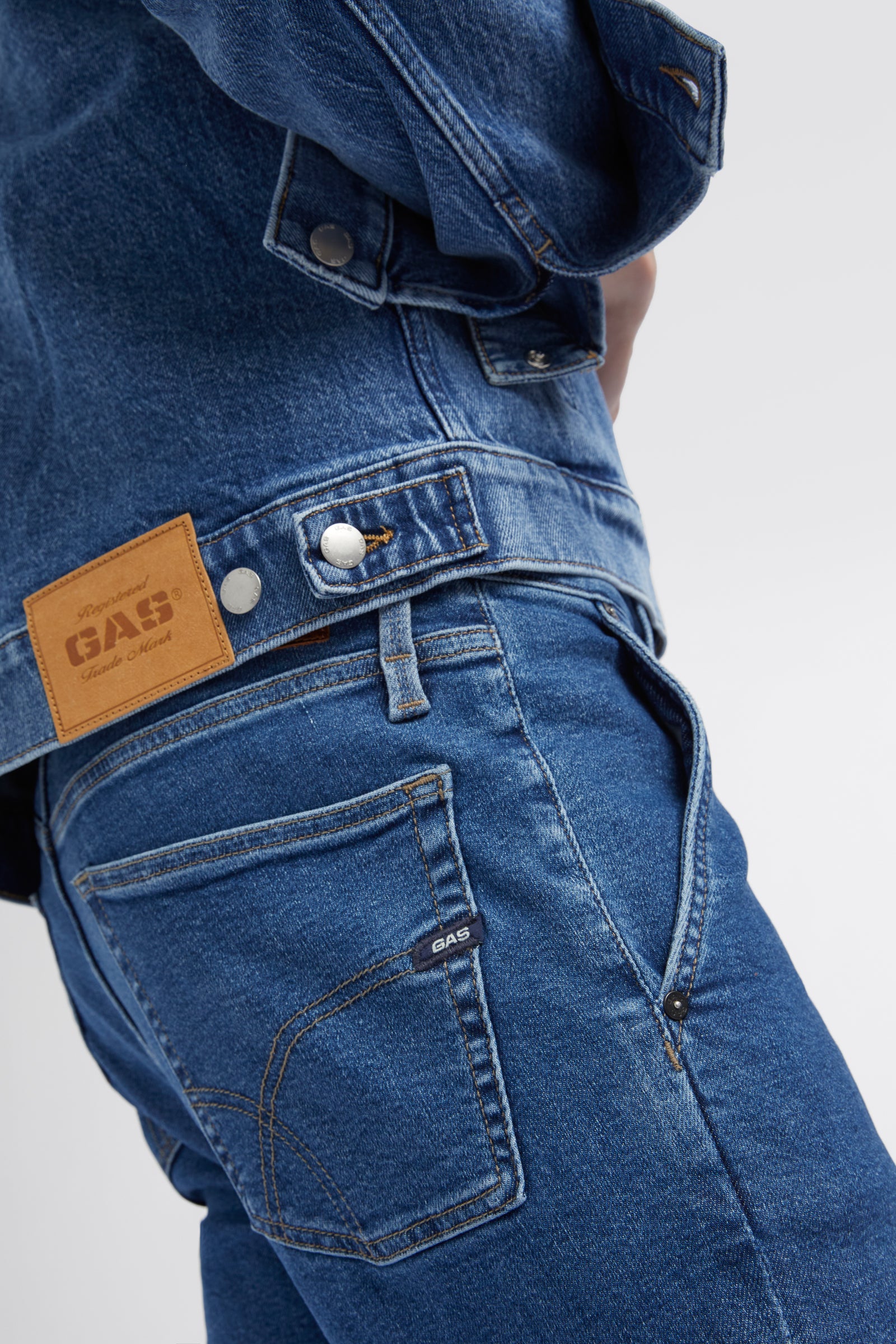 Albert S.Chino in Mid Stone Jeans GAS