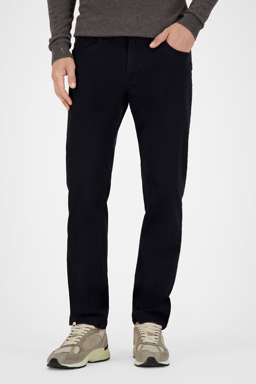 BILL-3 trousers in black