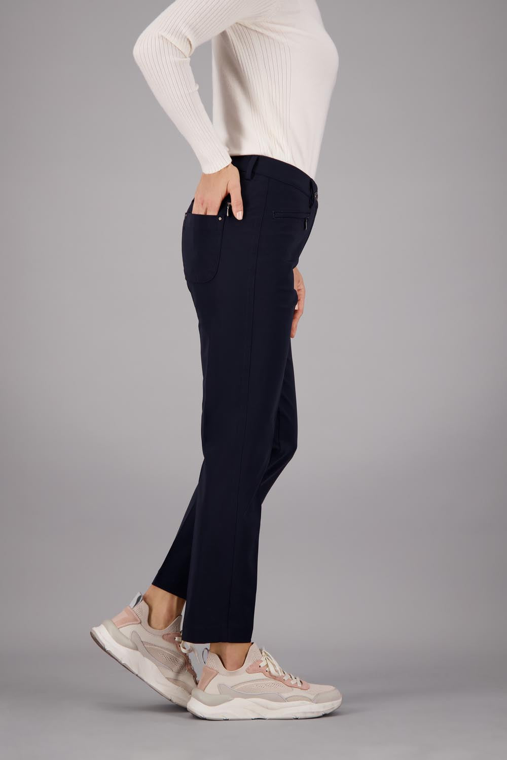 DINA2 trousers in navy Trousers Gardeur