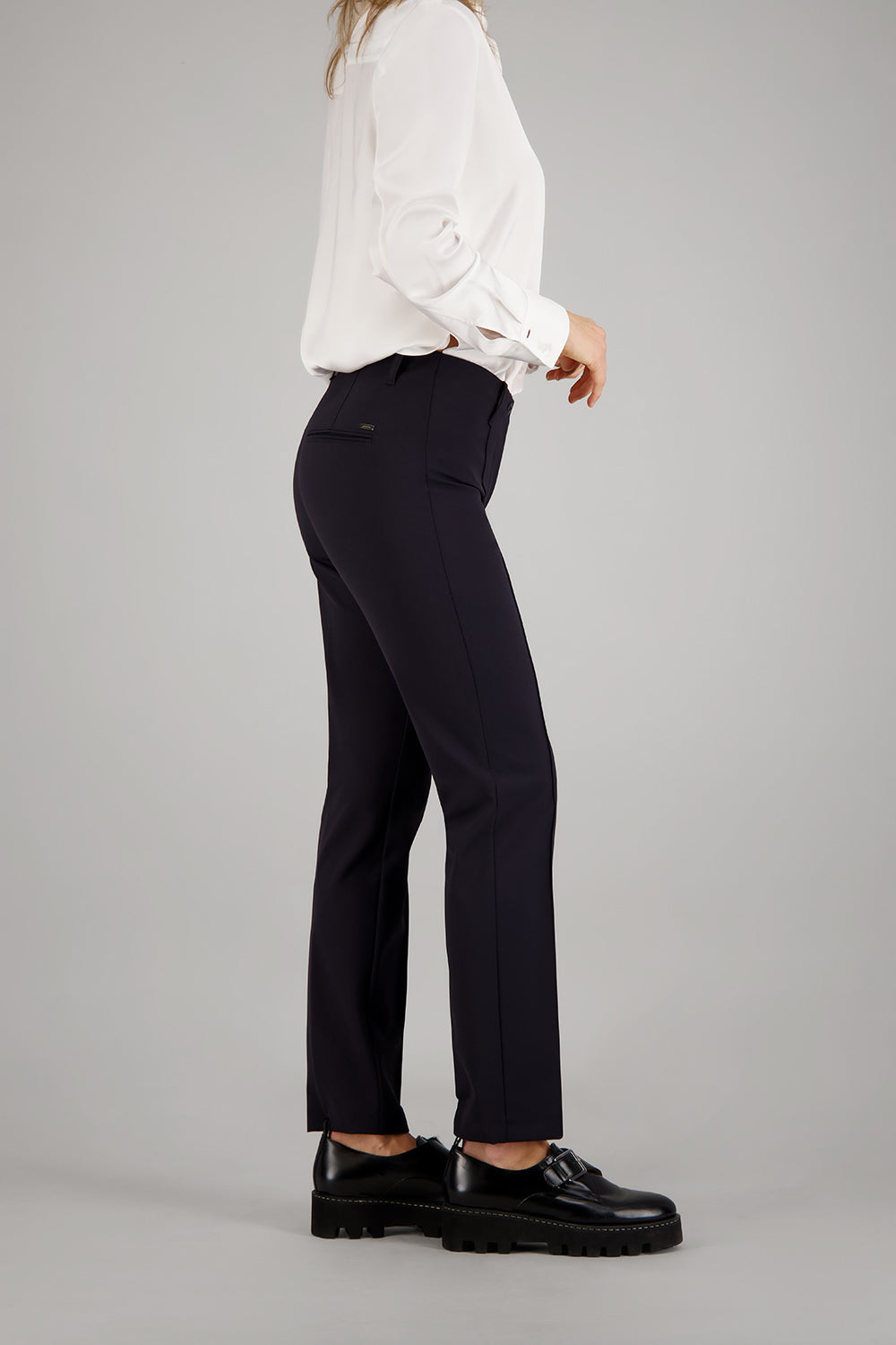 ZENE61 trousers in navy Trousers Gardeur