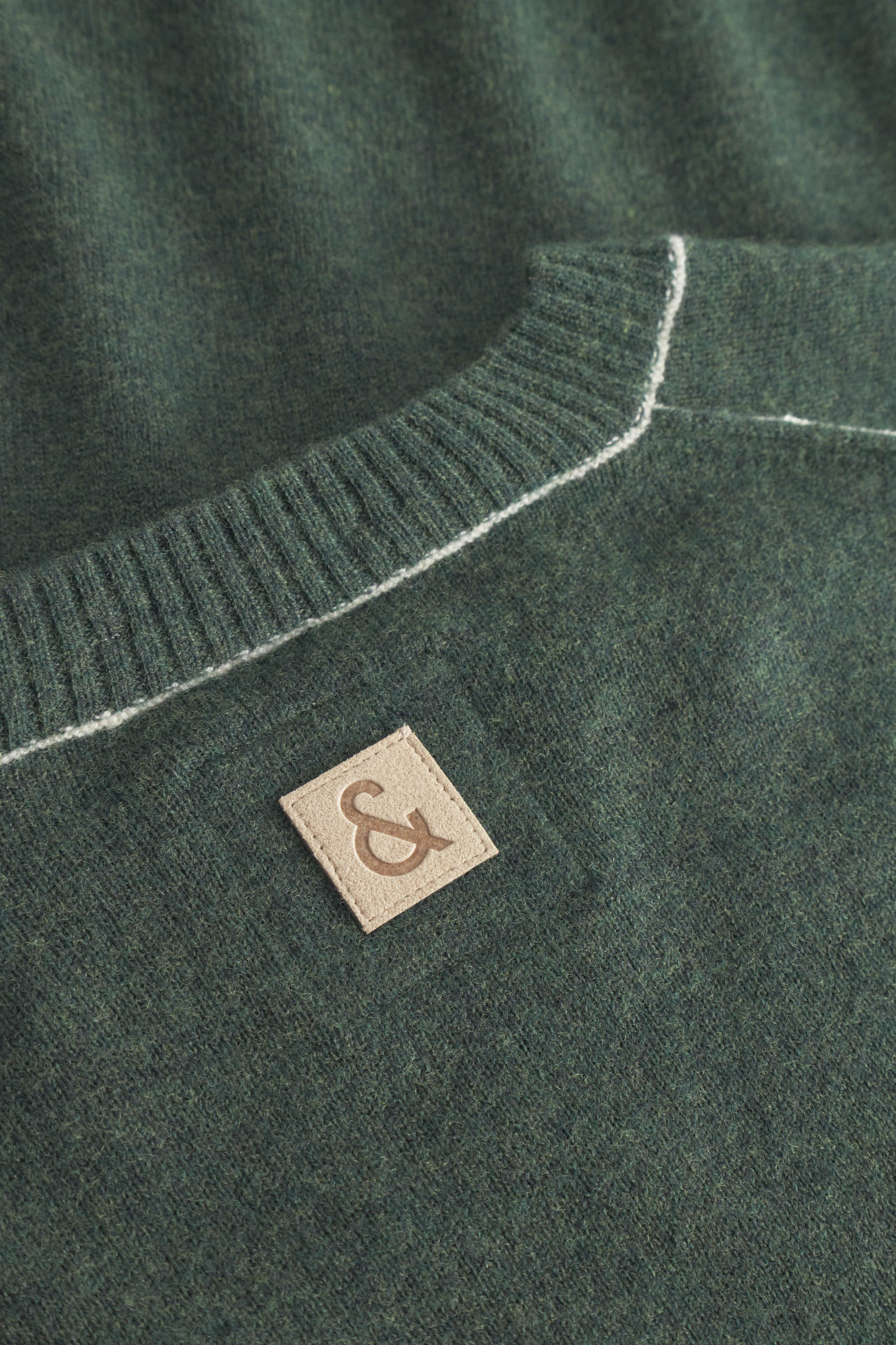 Roundneck Merino Blend in Yucca Sweater Colours and Sons