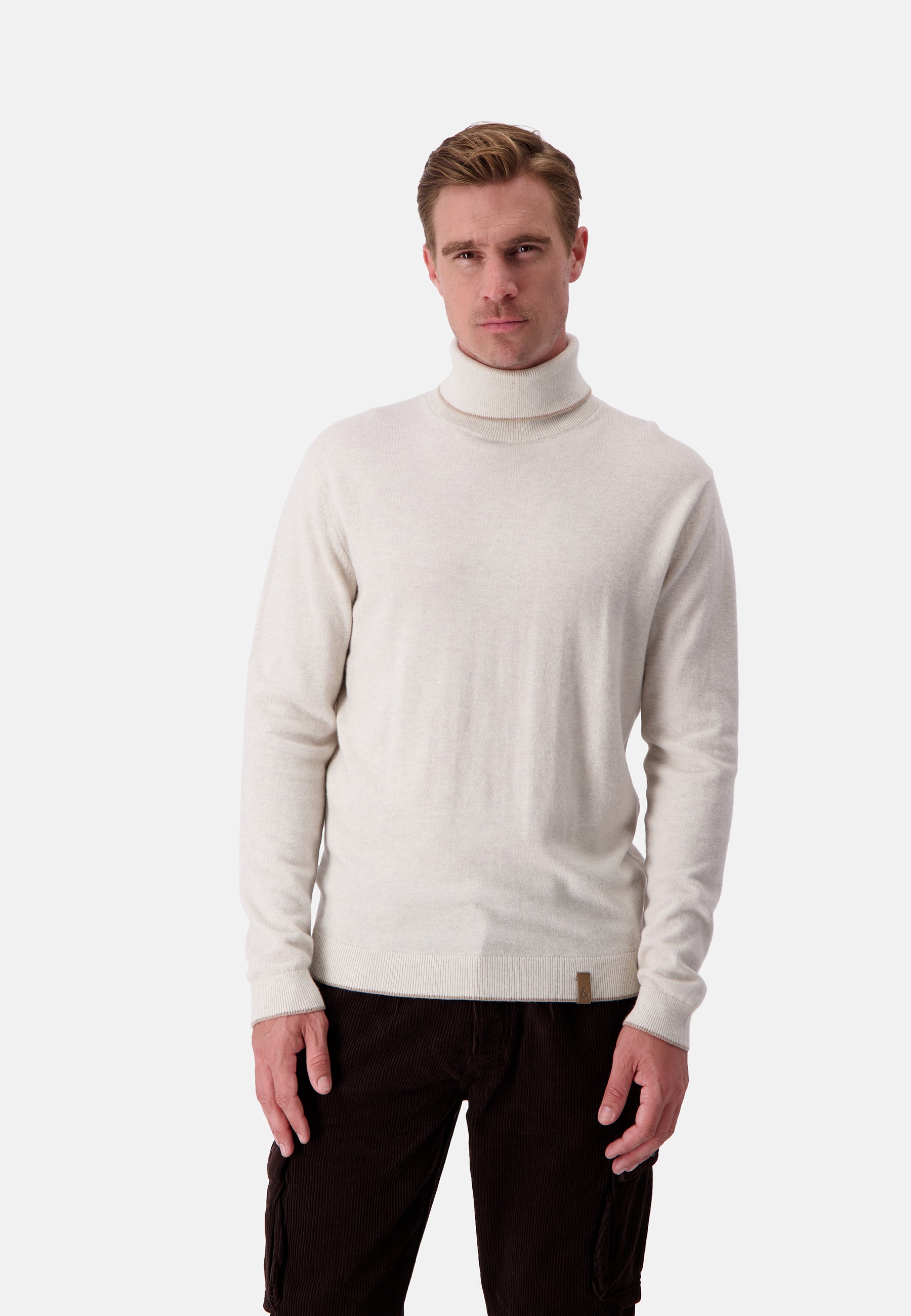 Turtleneck Merino Blend in Offwhite Sweater Colours and Sons