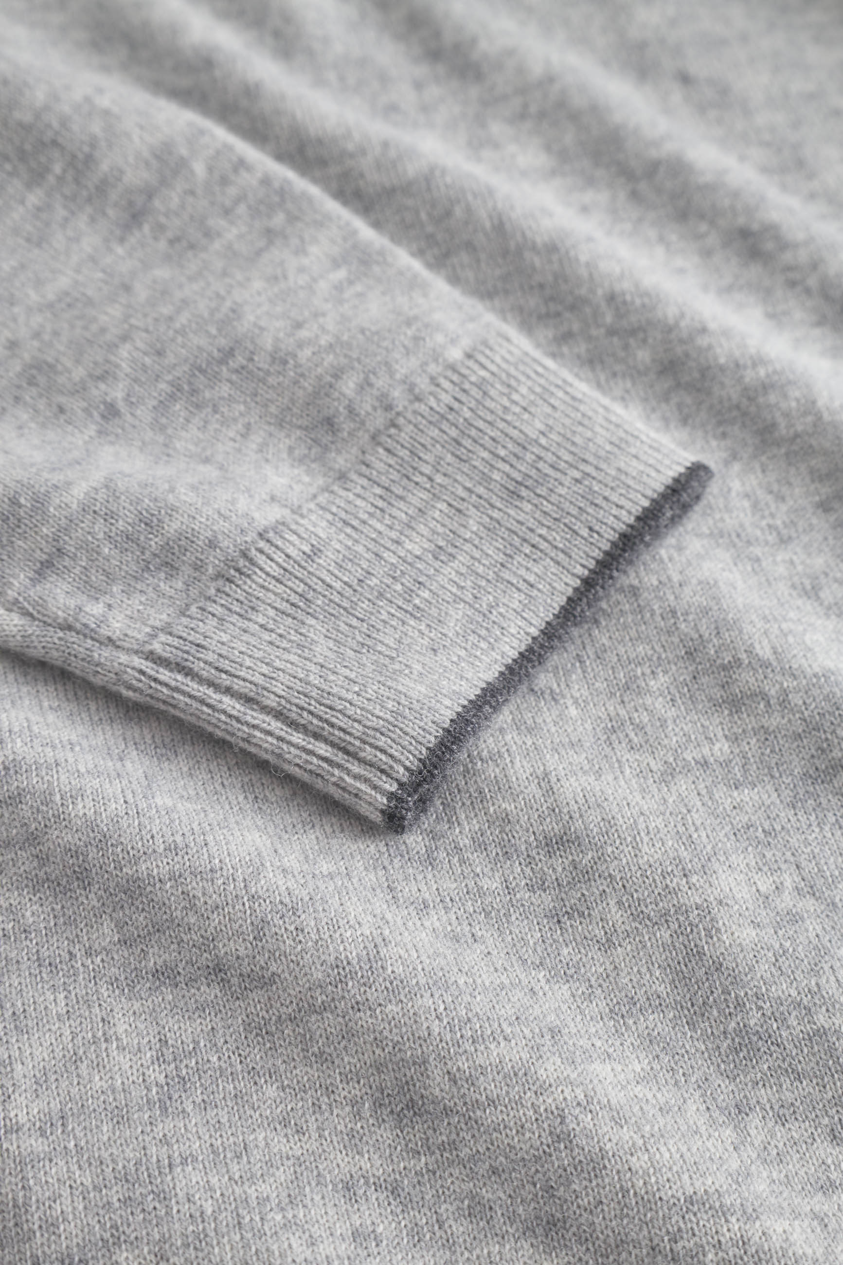 Turtleneck Merino Blend in Silver Sweater Colours and Sons