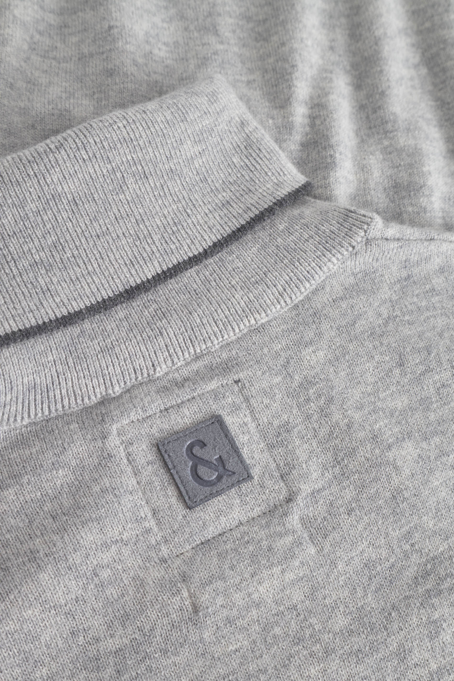 Turtleneck Merino Blend in Silver Sweater Colours and Sons