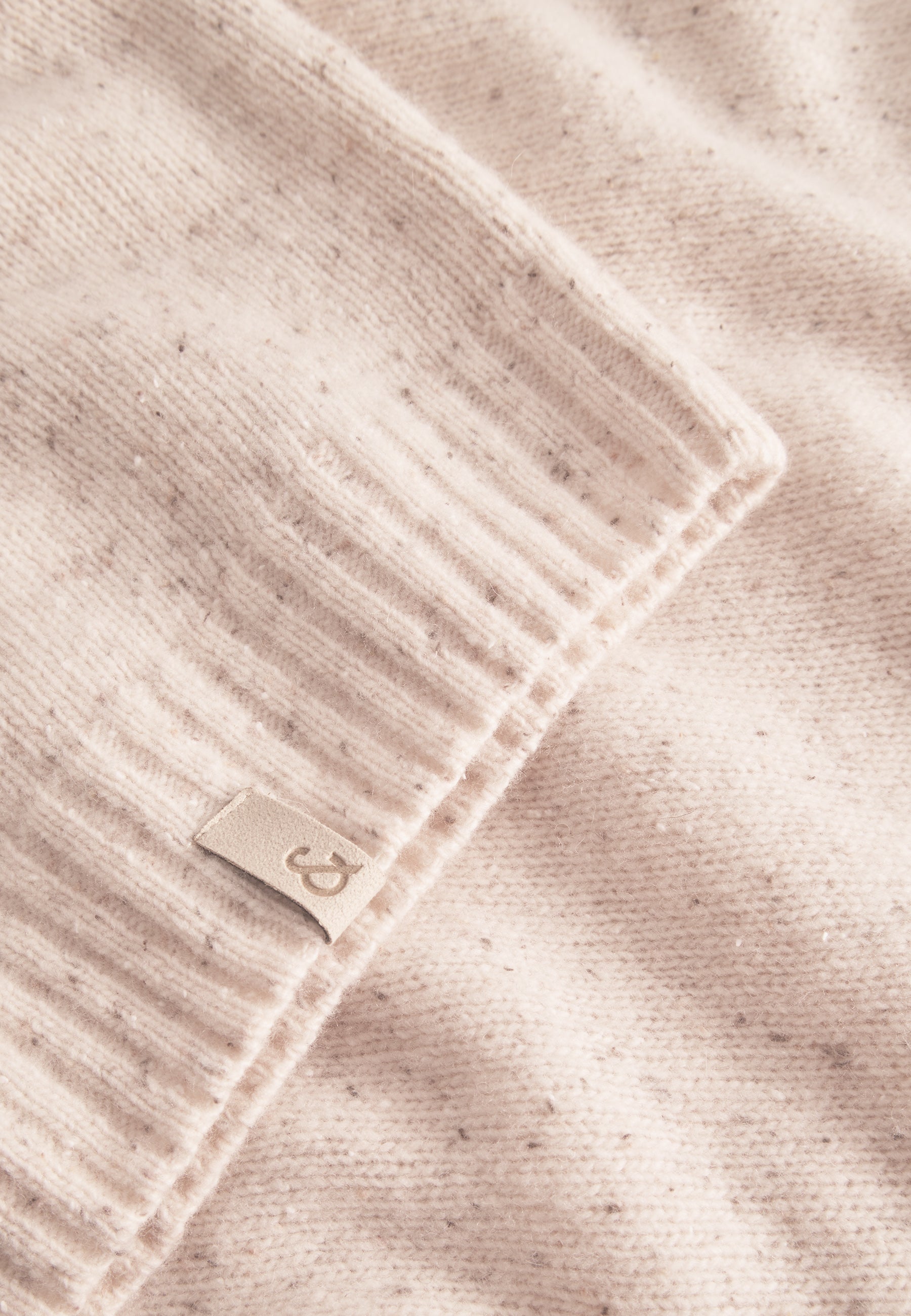 Turtleneck Donegal in Offwhite Sweater Colours and Sons