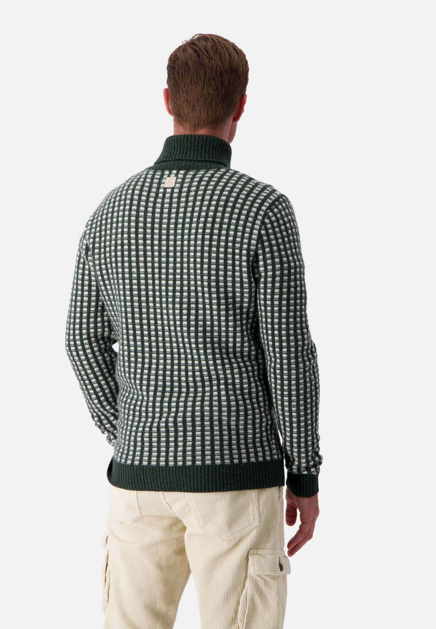 Turtleneck Two Tone Intarsia in Yucca-Offwhite Sweater Colours and Sons