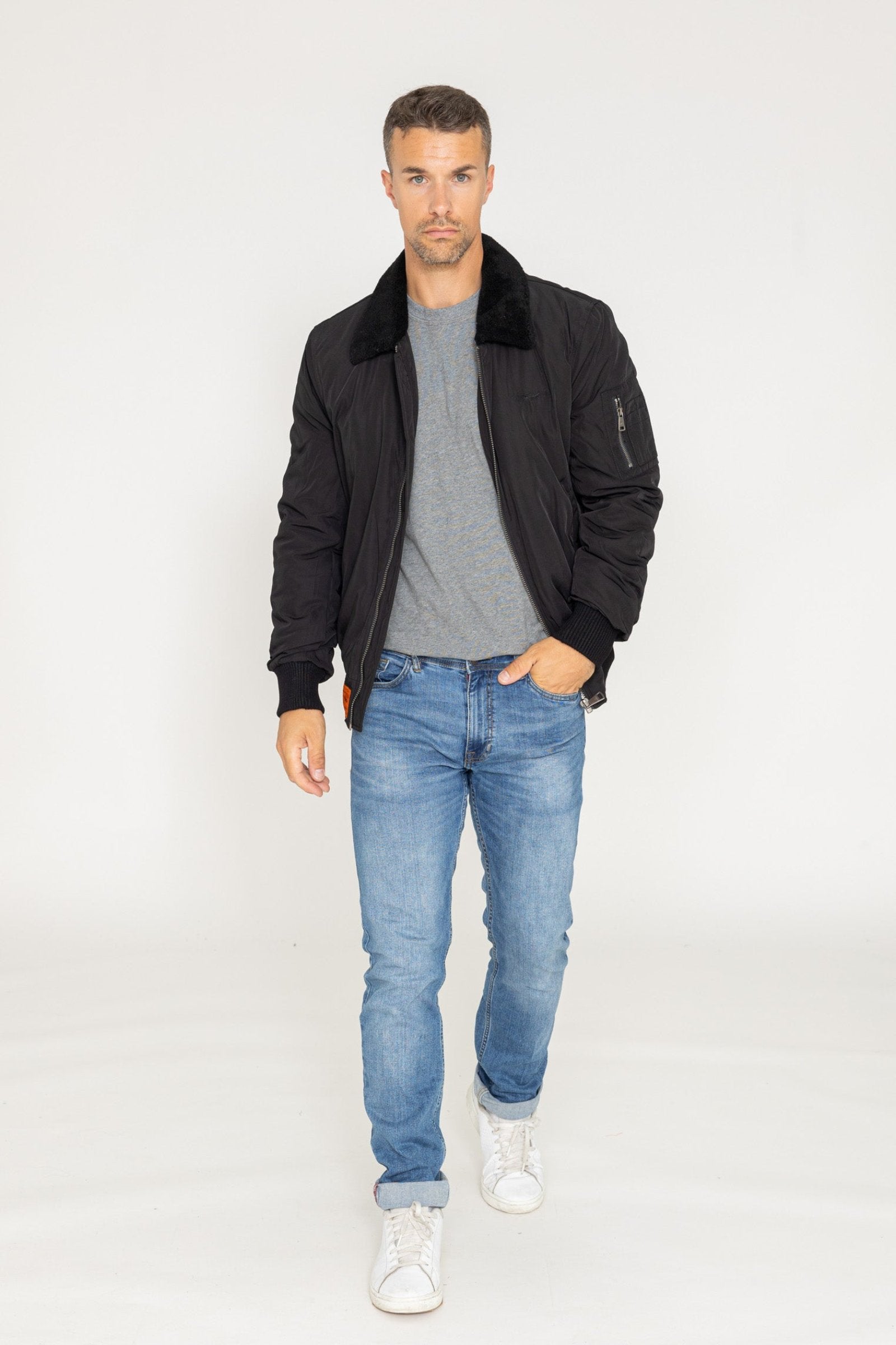 Curtiss M Bomber Jacket in Black Jackets Bombers Original