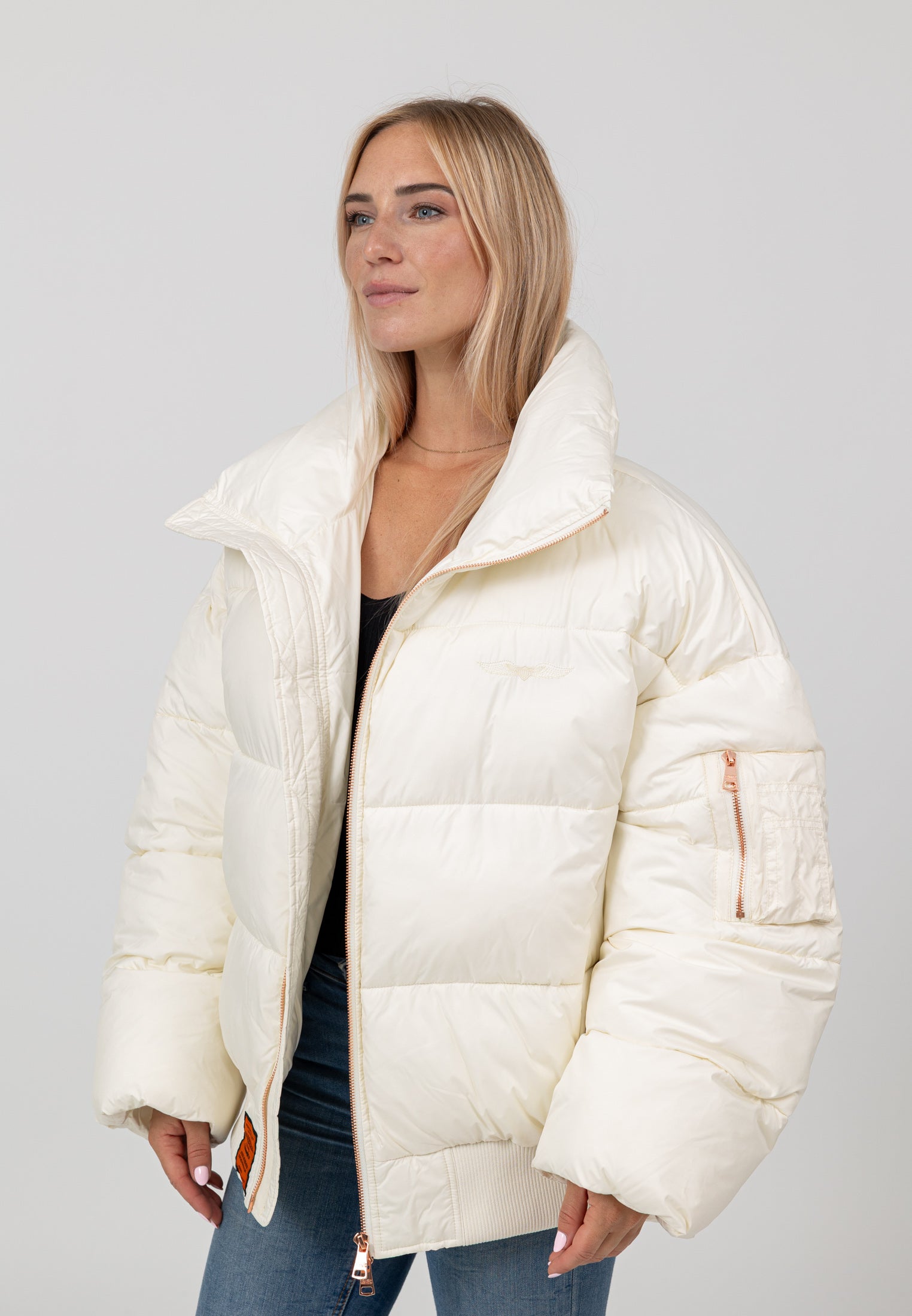 Hill-W in White Jackets Bombers Original