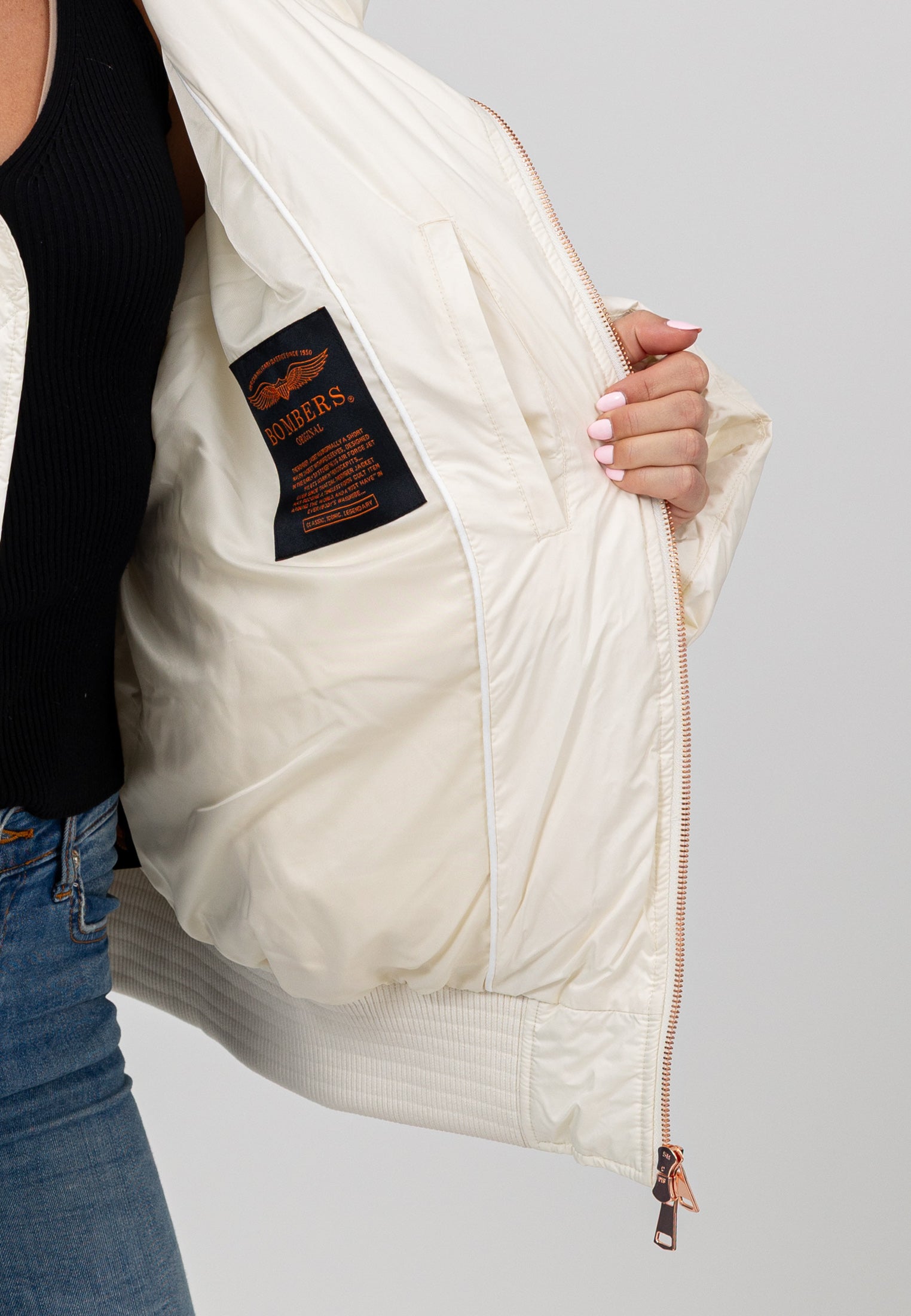 Hill-W in White Jackets Bombers Original