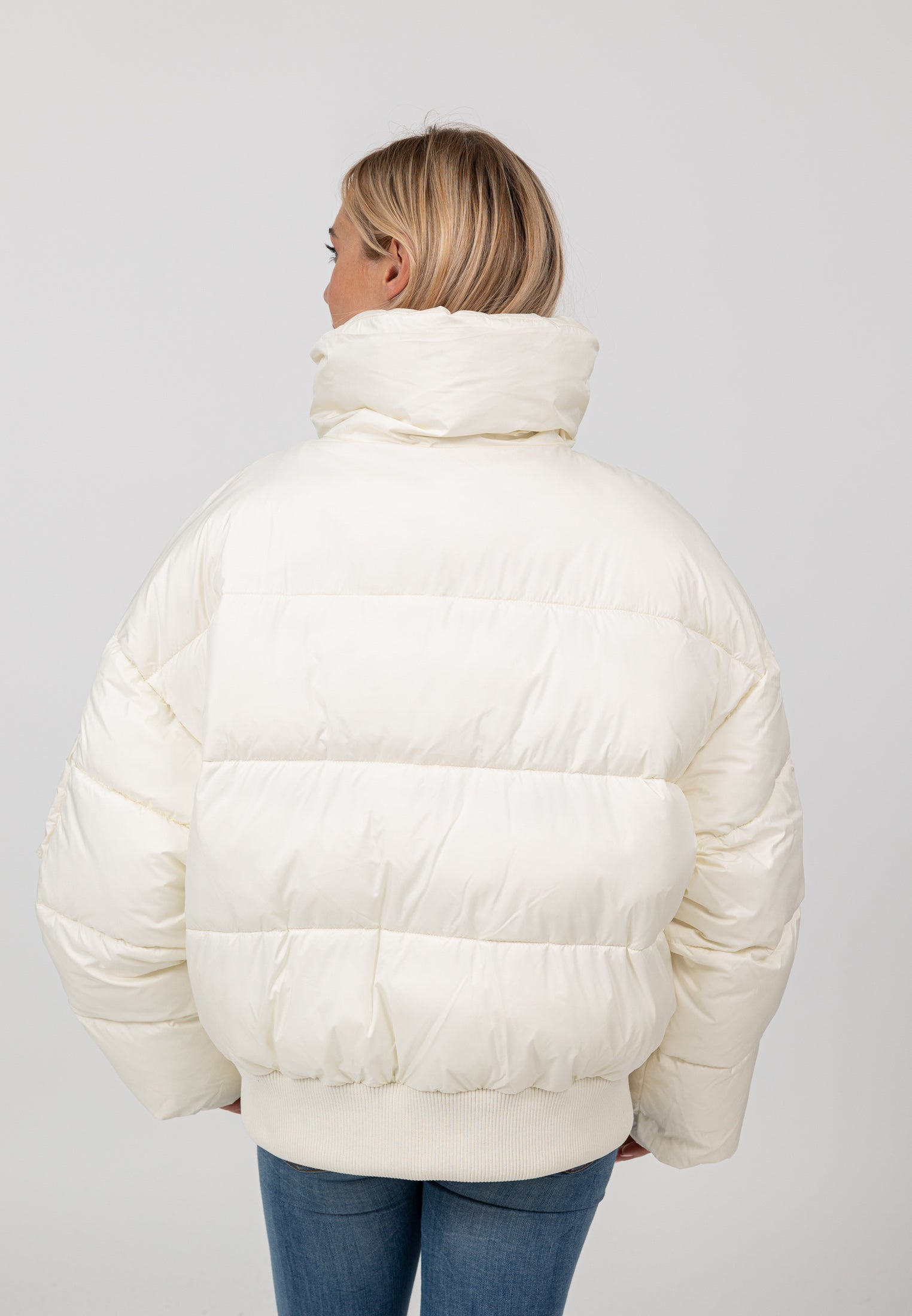 Hill-W in White Jackets Bombers Original