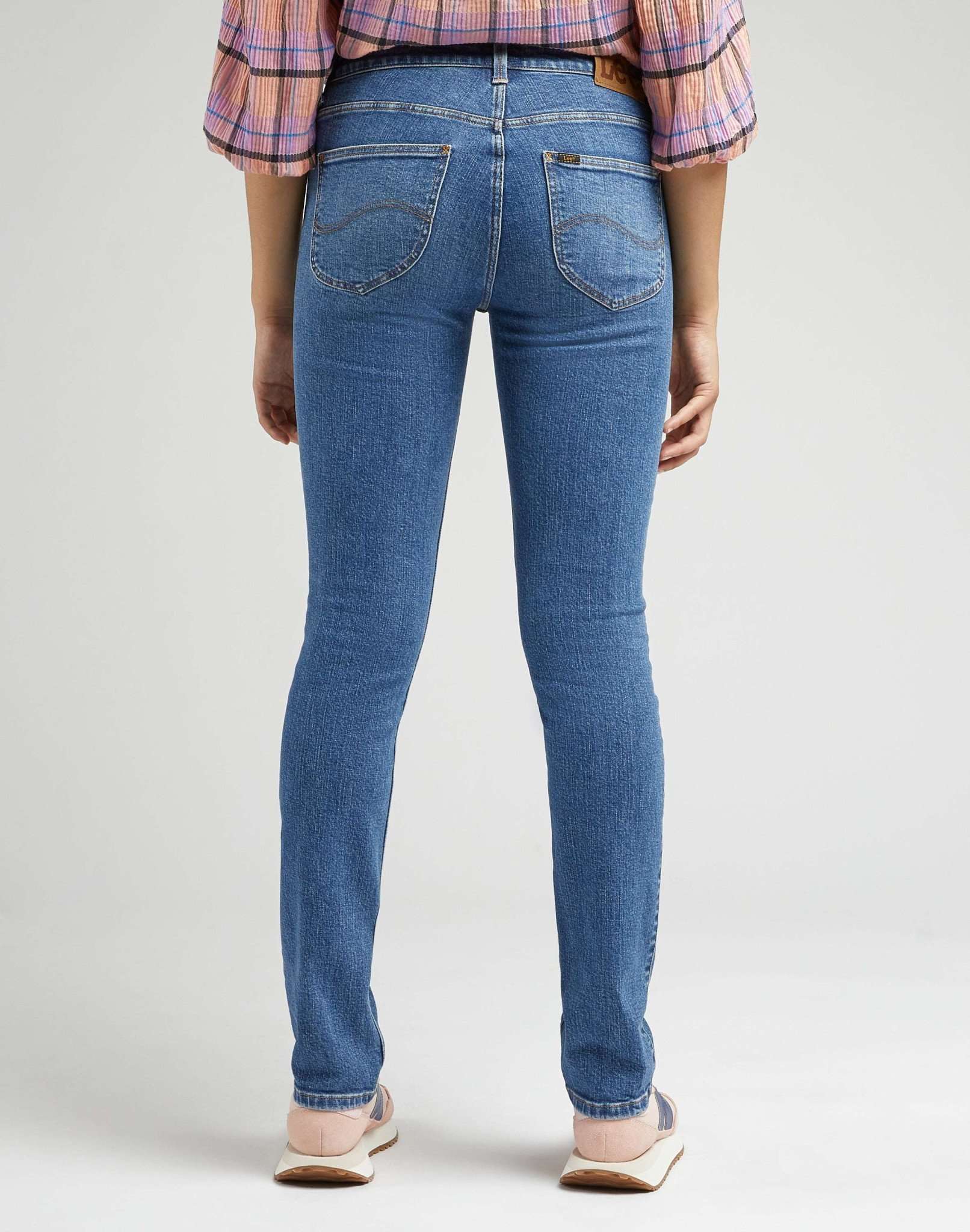Elly in Feels Like Indigo Jeans Lee