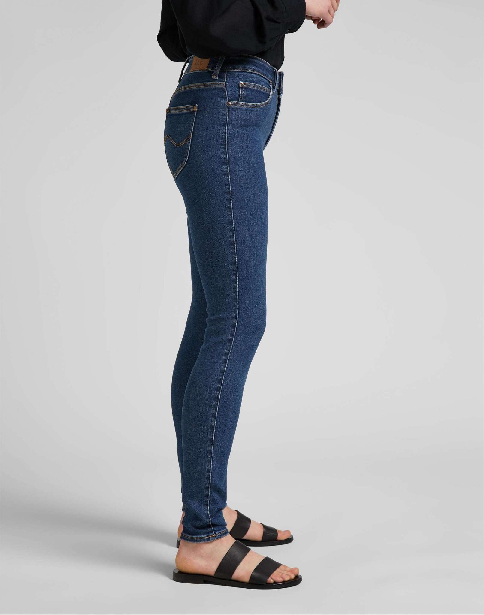Foreverfit in Clean Riley Jeans Lee