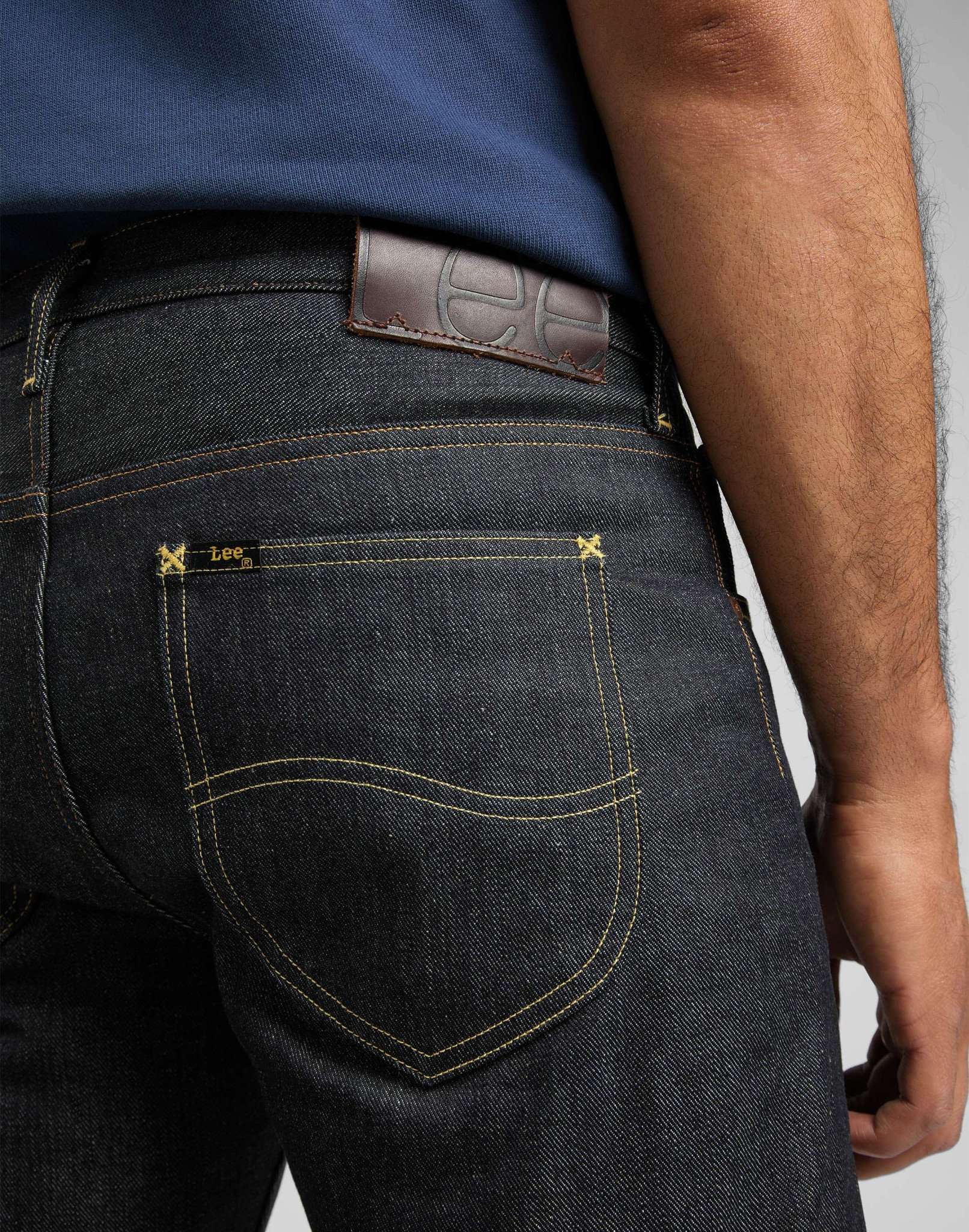 101 S in Dry Jeans Lee