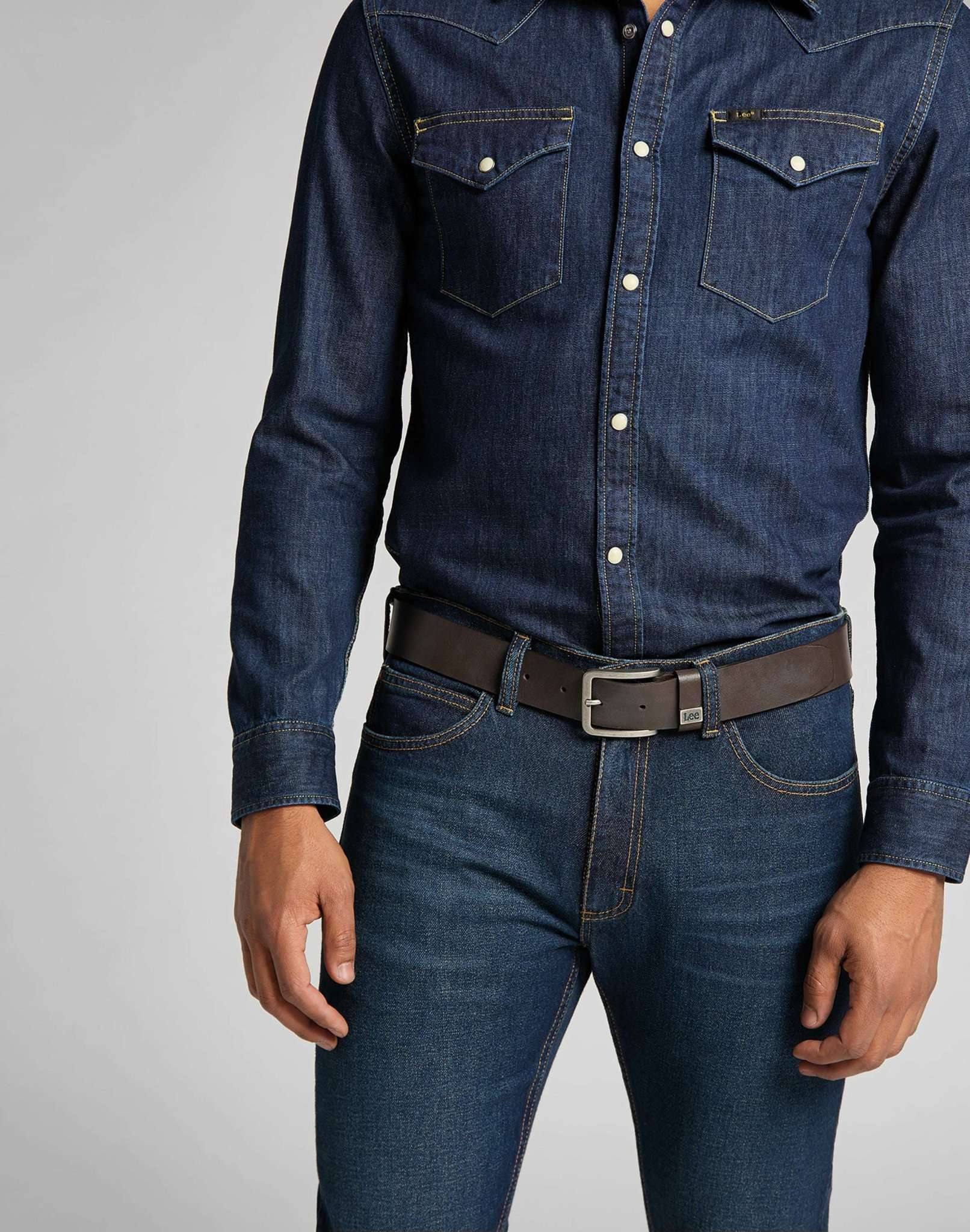 Small Logo Belt in Dark Brown Belt Lee