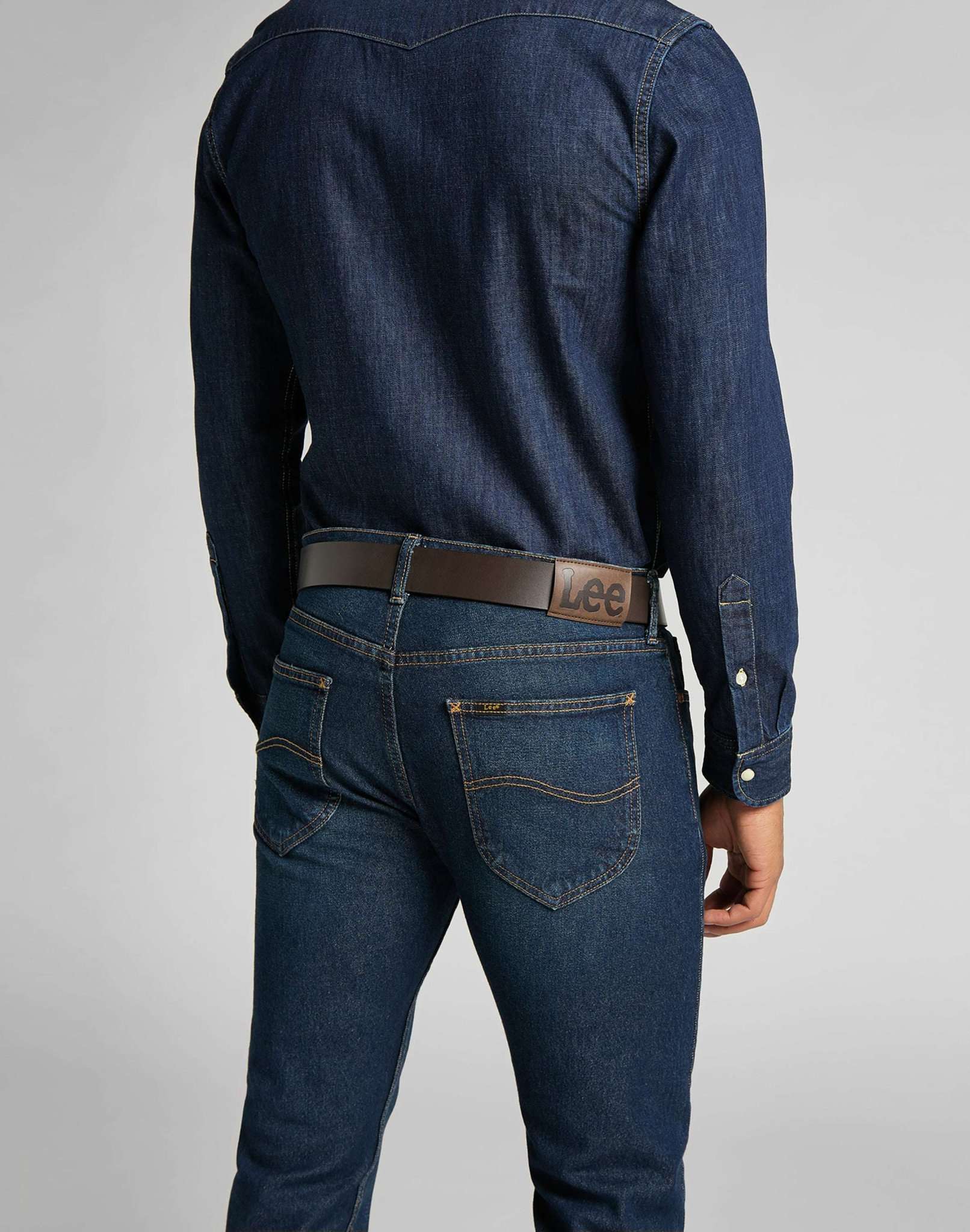 Small Logo Belt in Dark Brown Belt Lee