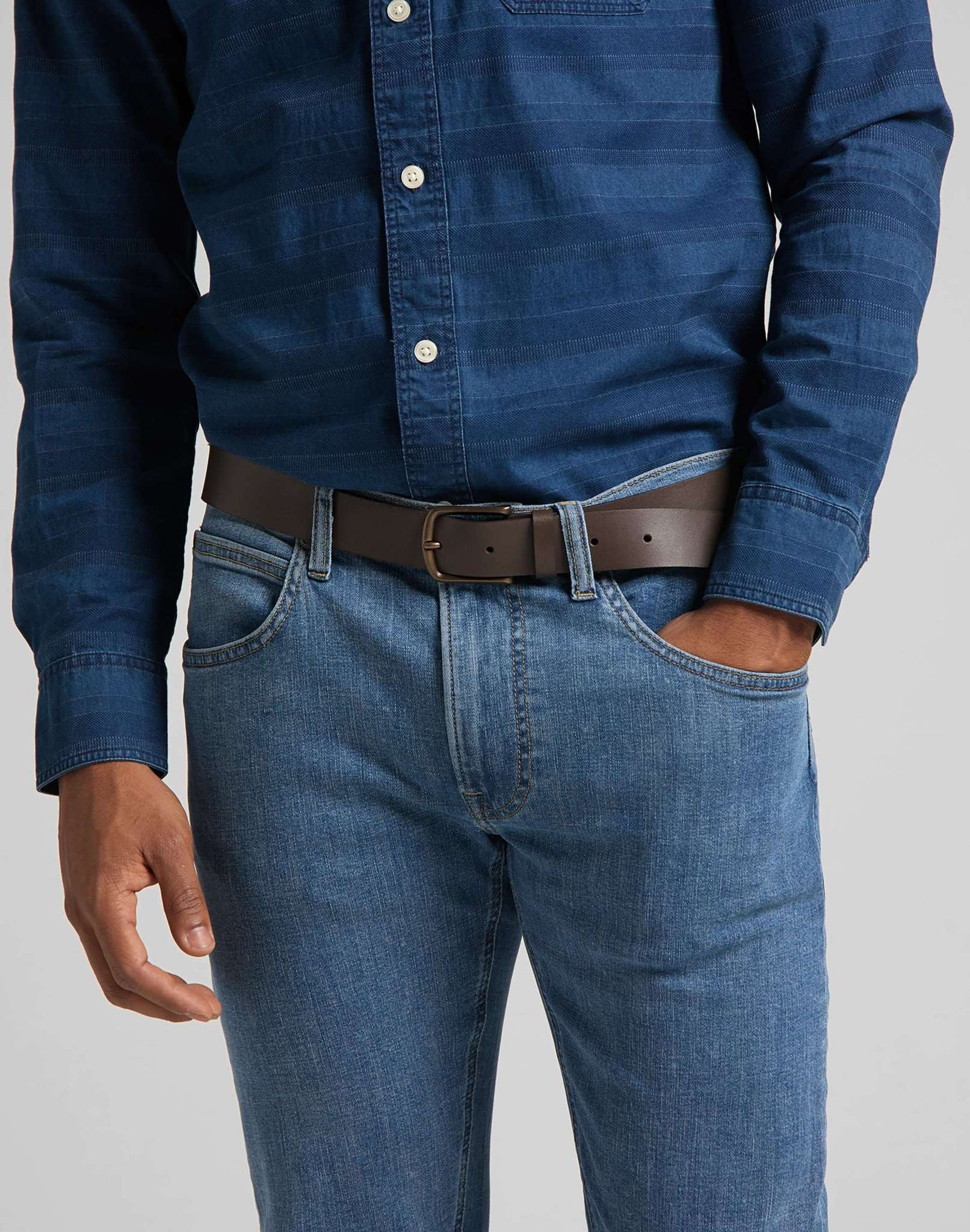 Core Belt in Dark Brown Belt Lee