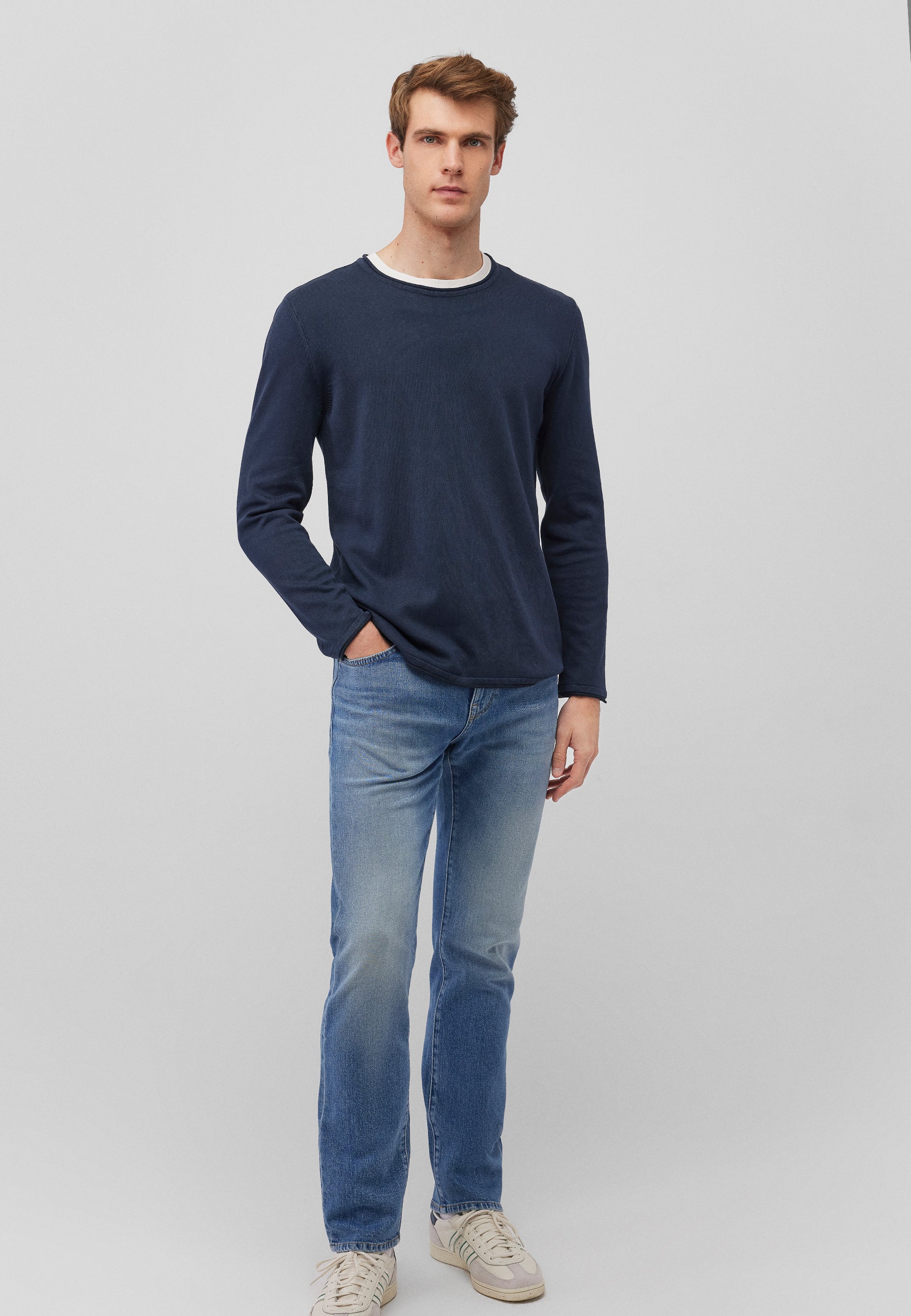 Sweater in Total Eclipse Sweater Mavi