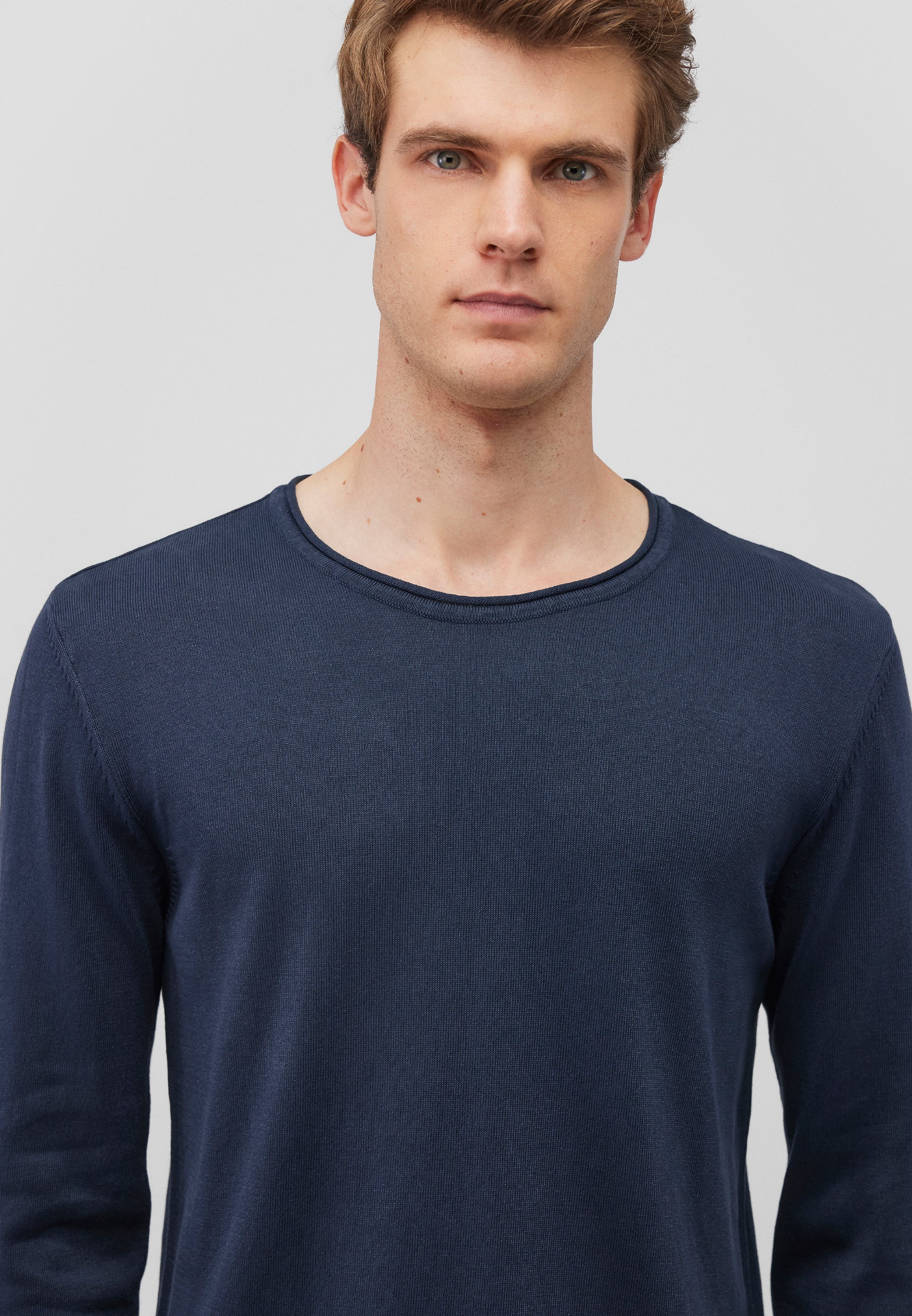 Sweater in Total Eclipse Sweater Mavi