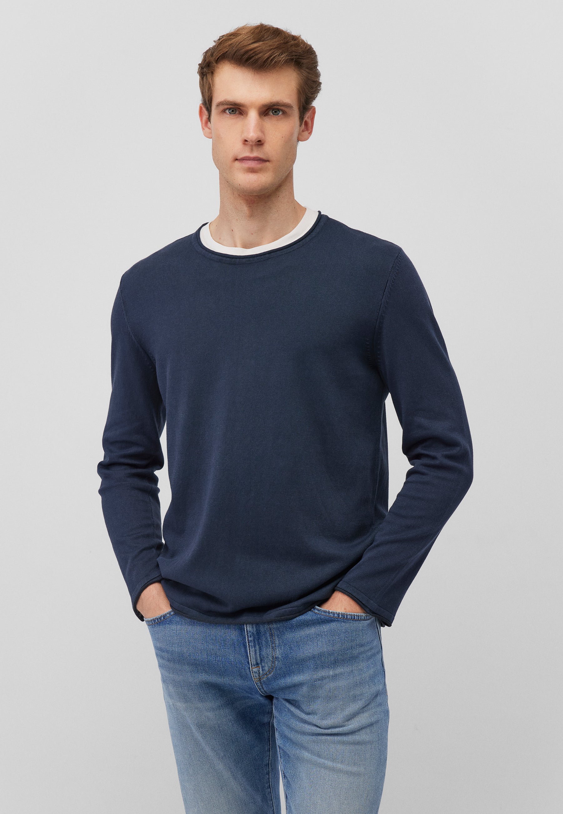 Sweater in Total Eclipse Sweater Mavi