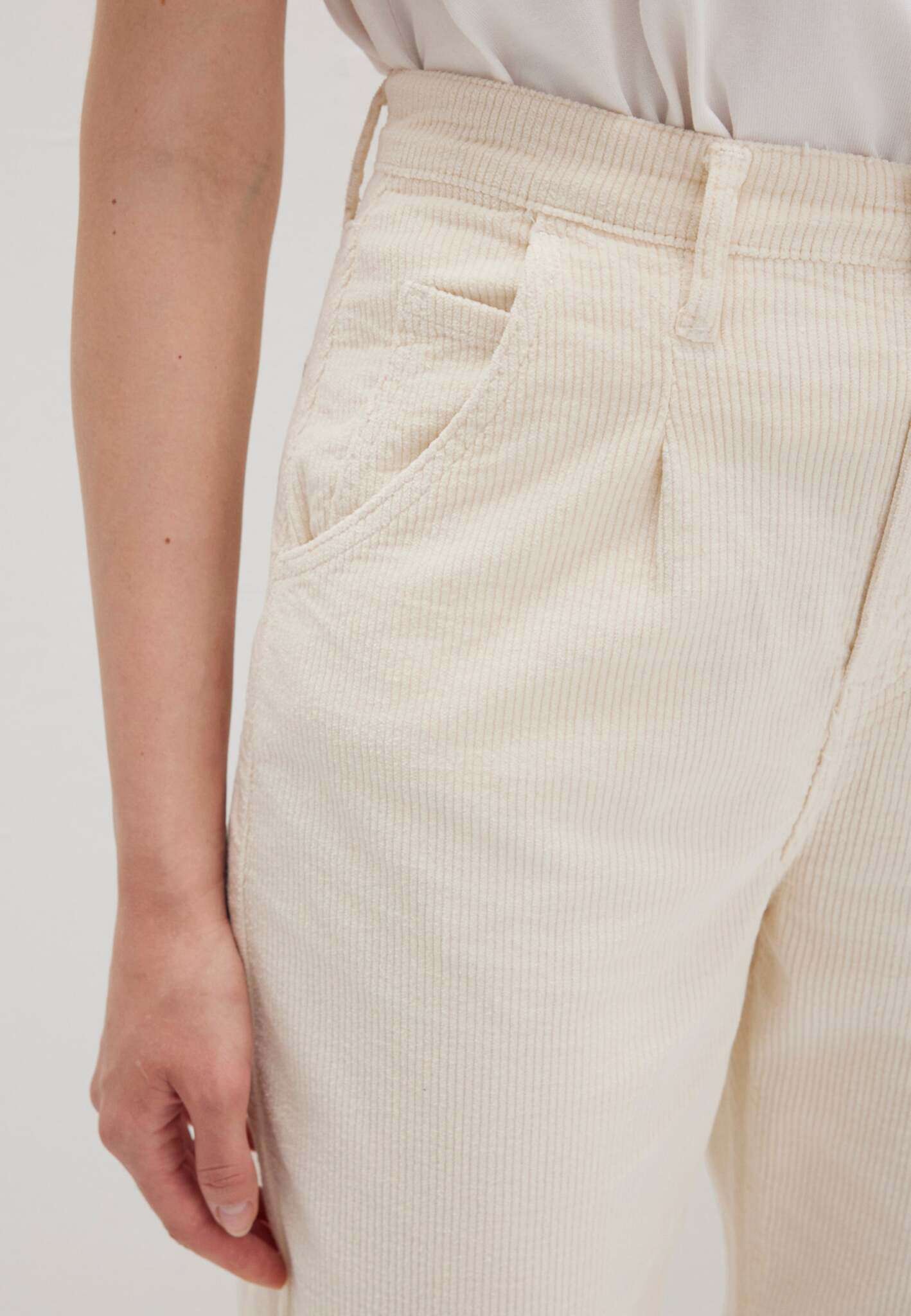 Laura in angora corduroy pants Mavi