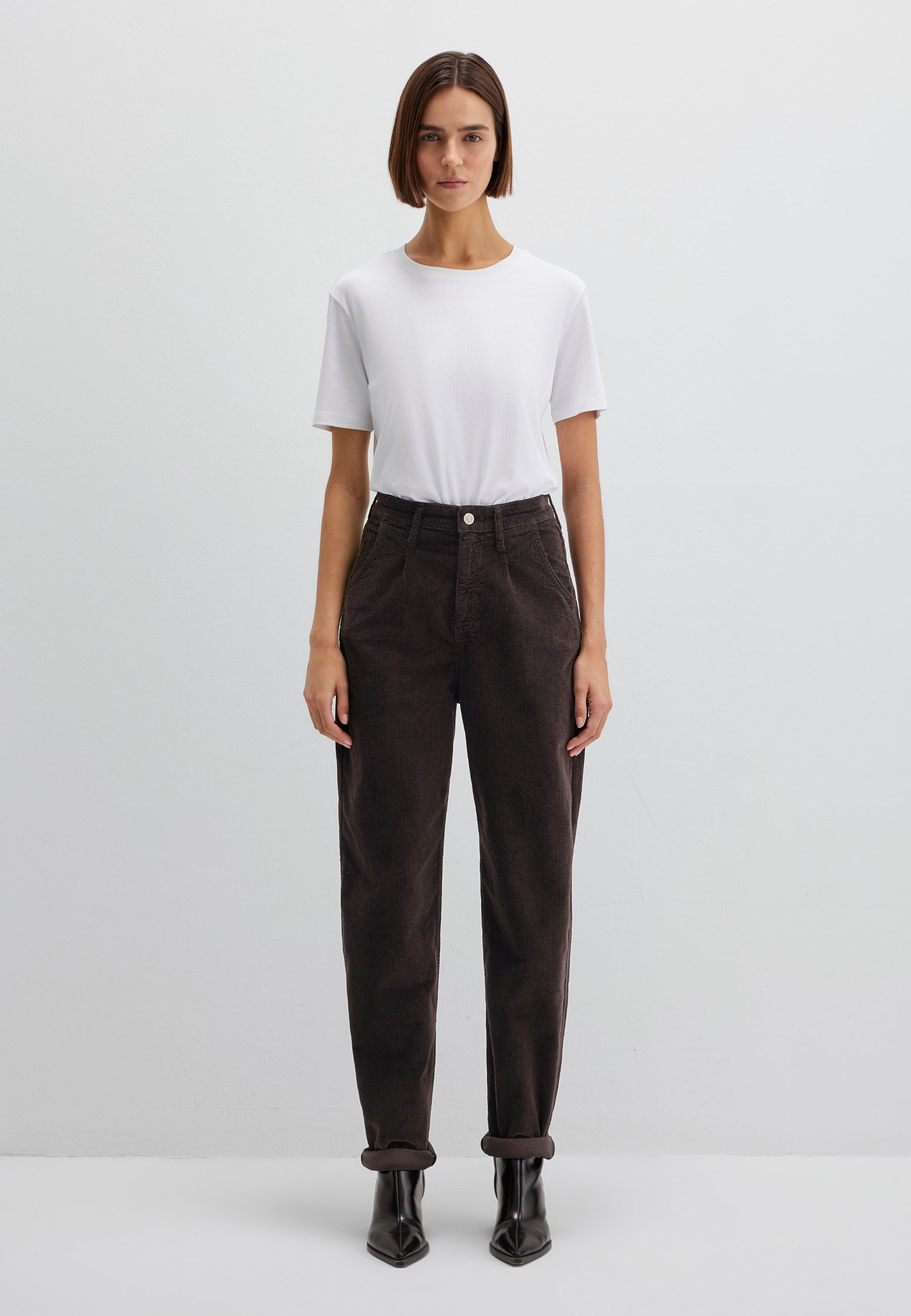 Laura in Chocolate Cord