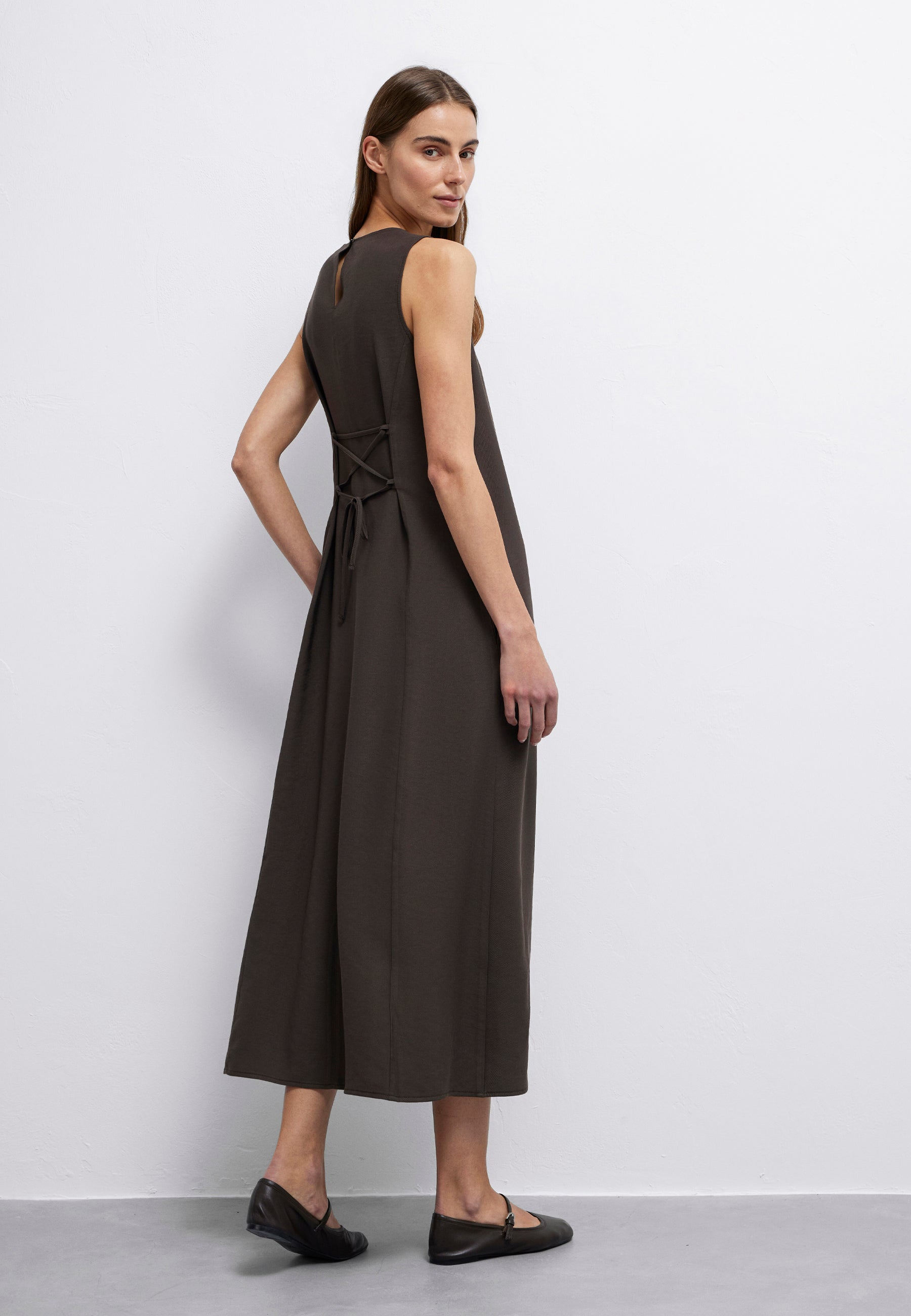 Woven Maxi Dress in Mulch Dresses Mavi