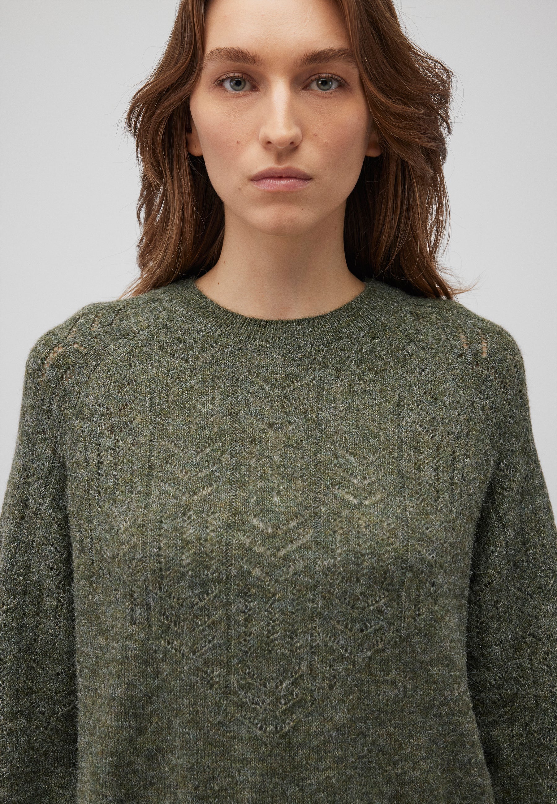 Crew Neck Sweater in Beetle Sweater Mavi