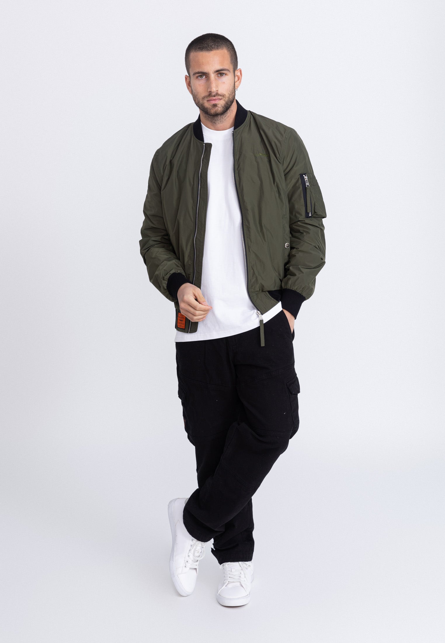 MA1 M bomber jacket in kaki Jackets Bombers Original