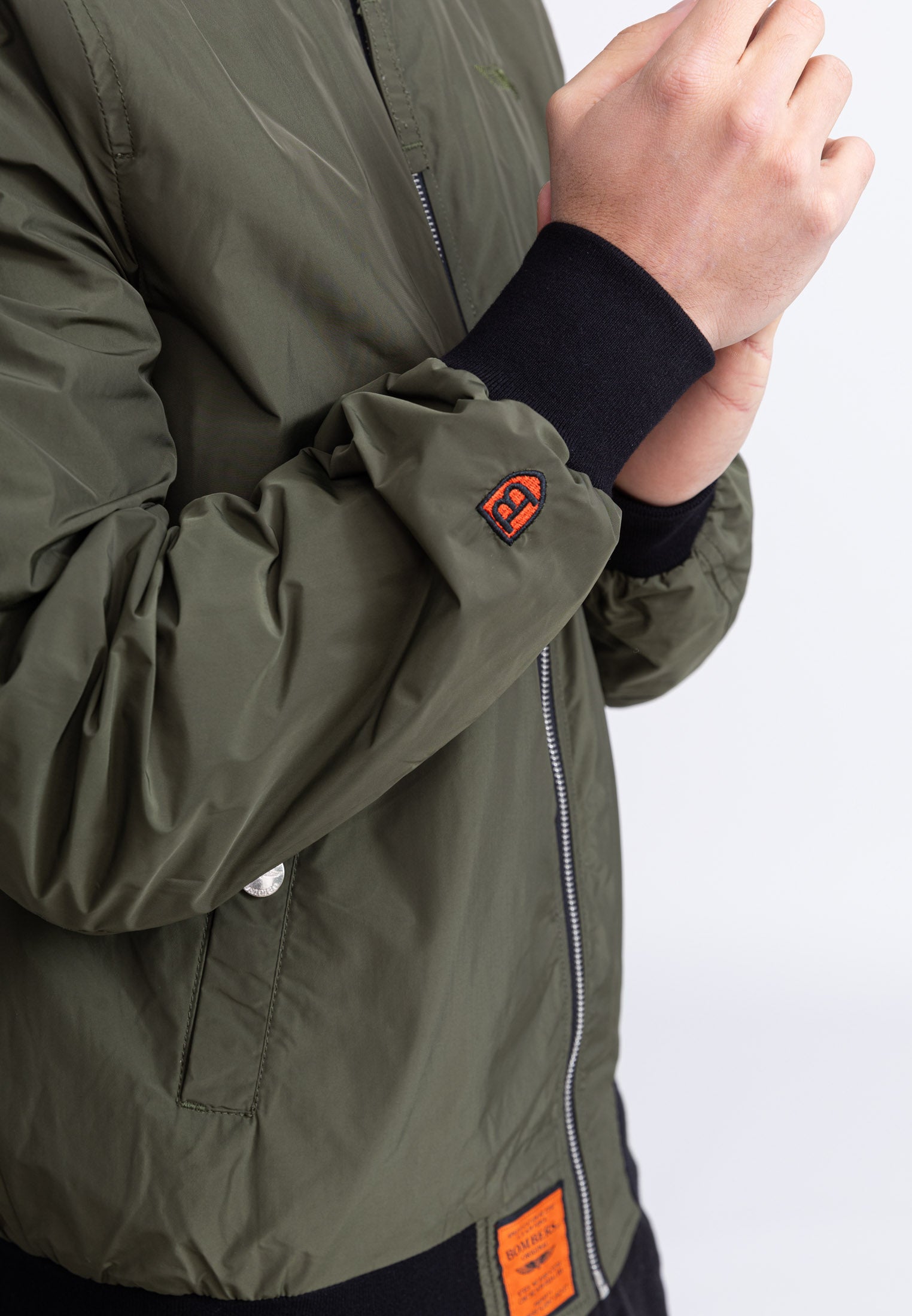 MA1 M bomber jacket in kaki Jackets Bombers Original