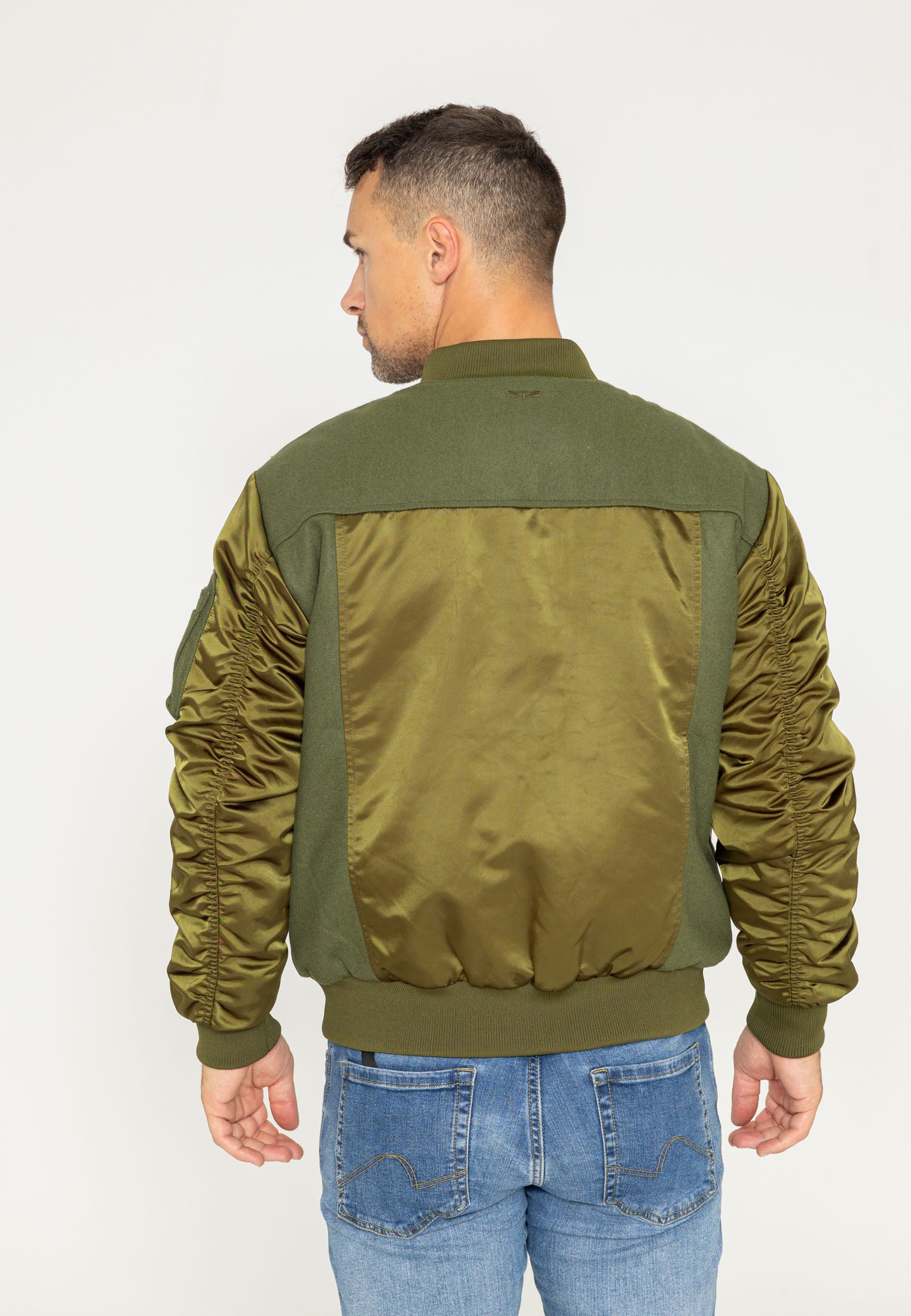 Nabari U bomber jacket in kaki Jackets Bombers Original