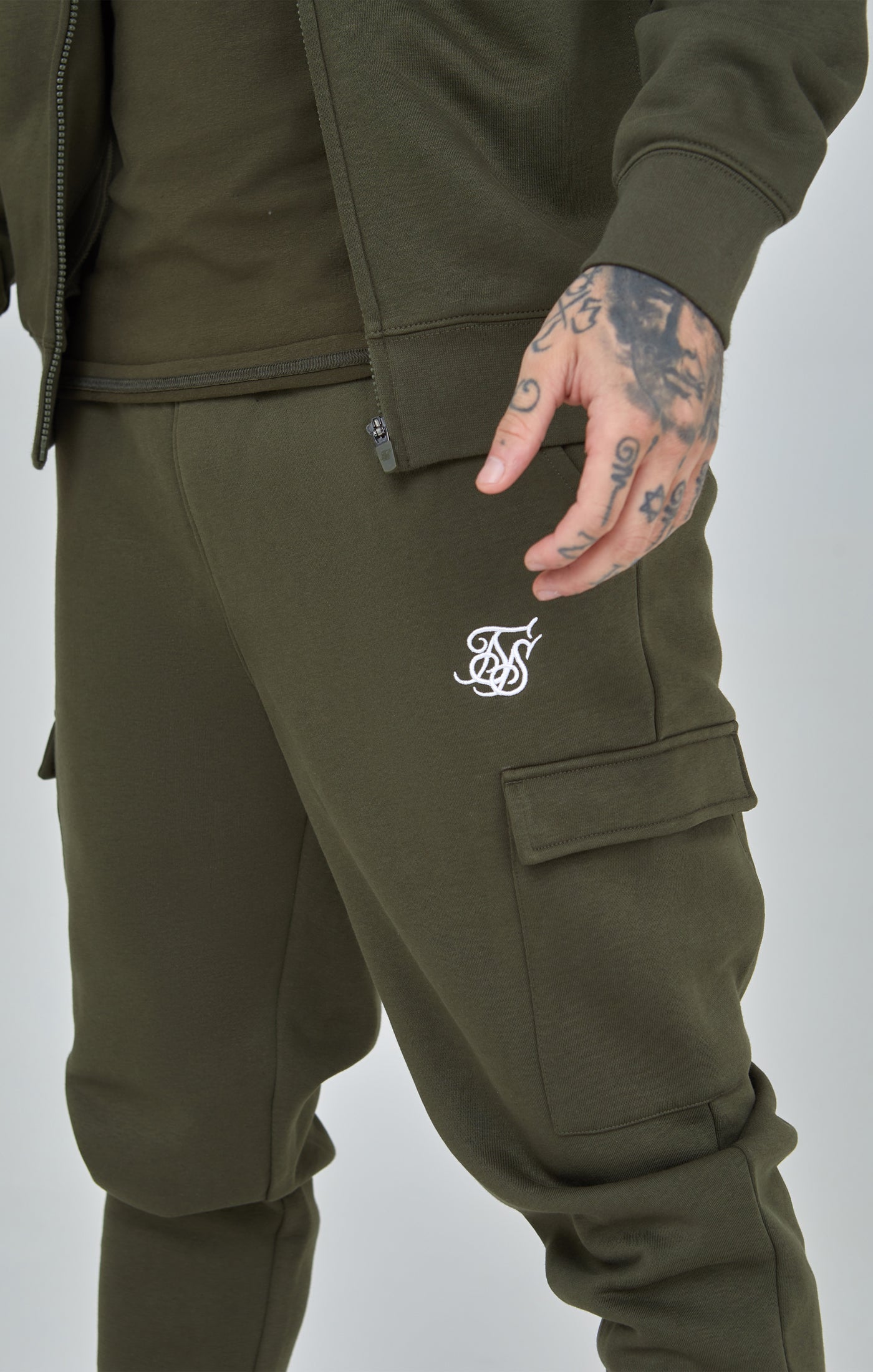 Essential Cargo Jogger in Khaki Pants SikSilk