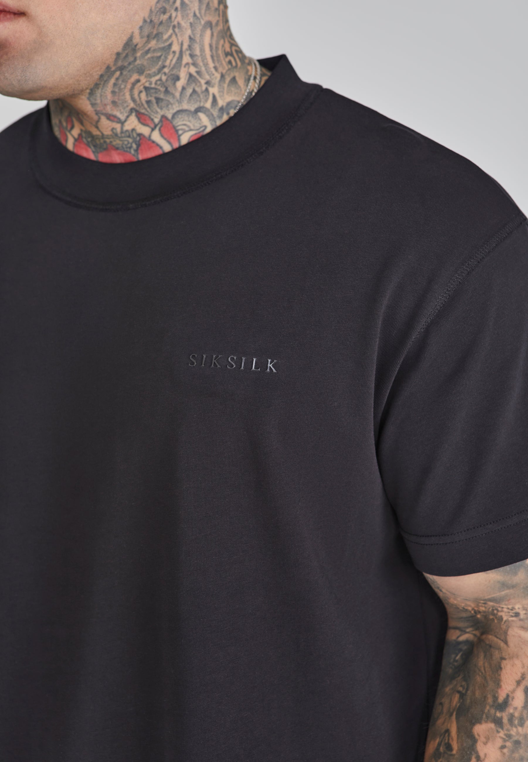 Oversized T-Shirt in Black T-Shirts SikSilk
