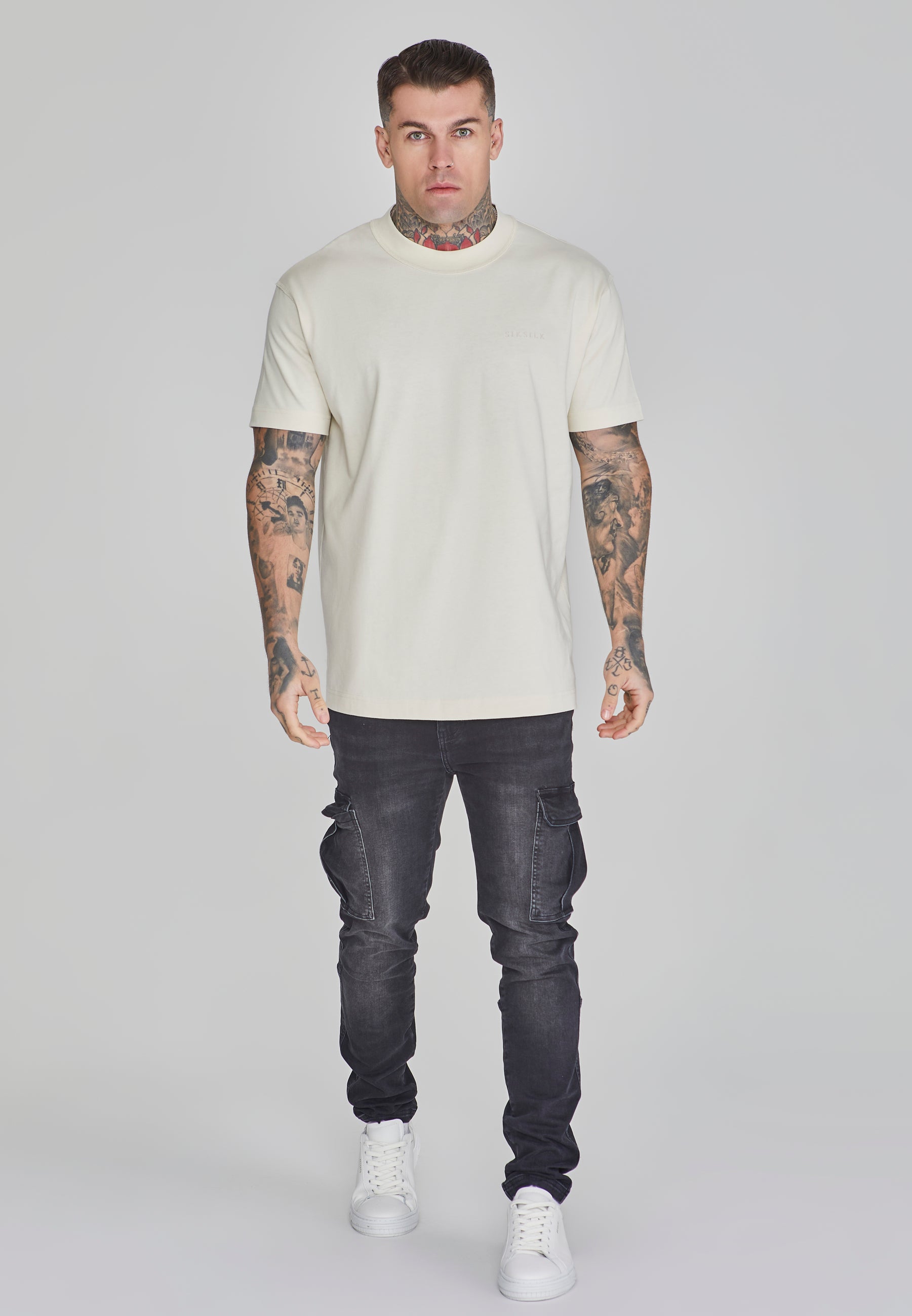 Oversized T-shirt in beige T-shirts SikSilk