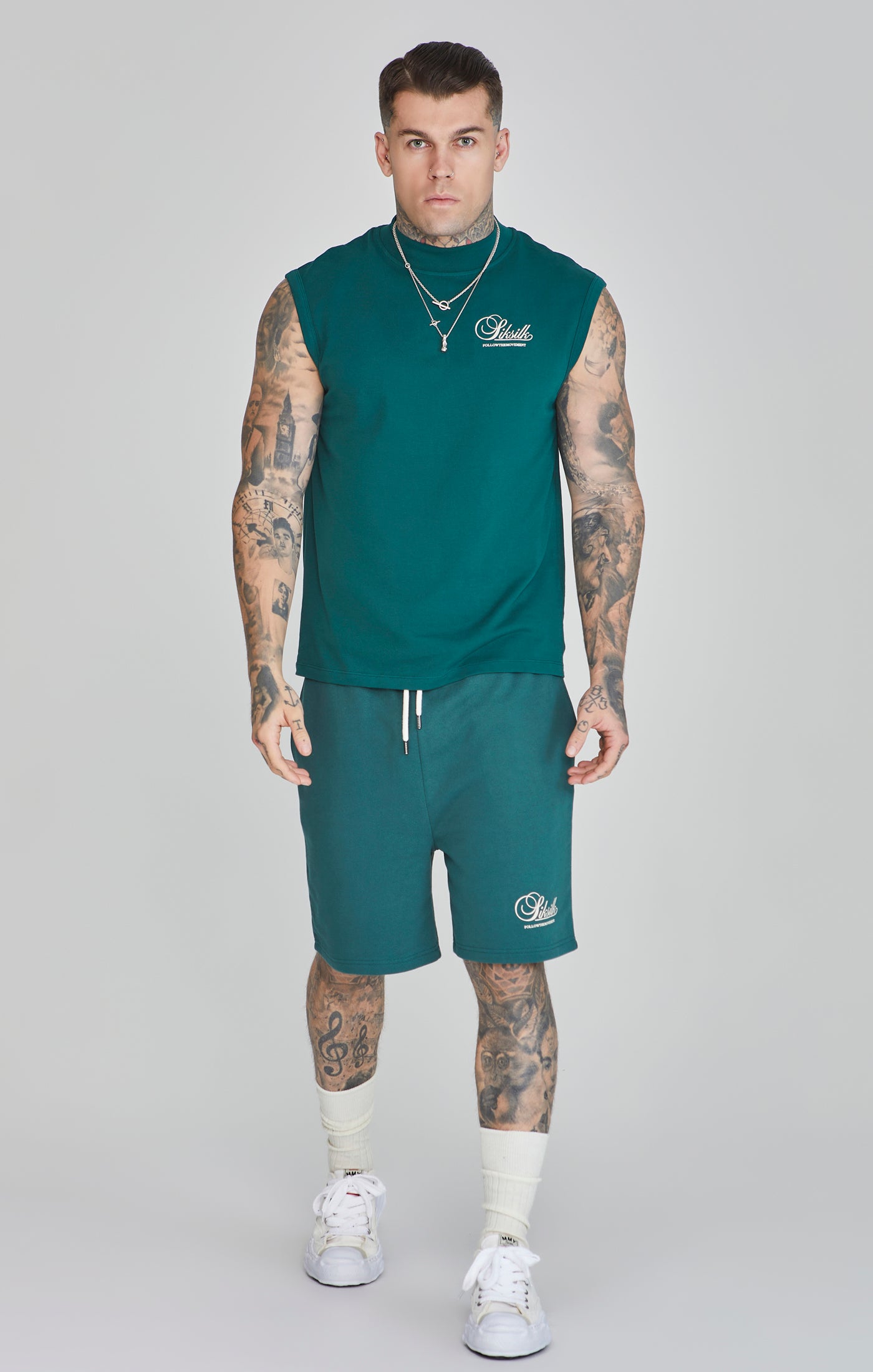 Sleeveless T-Shirt in Green T-Shirts SikSilk