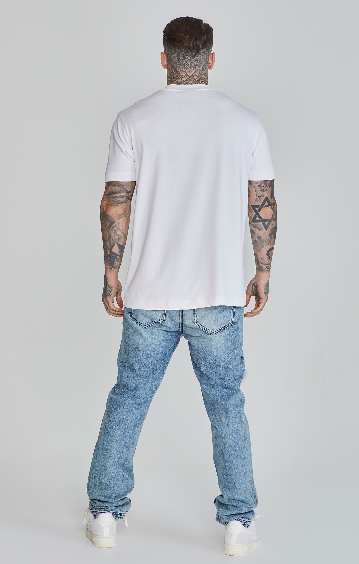 Logo T-Shirt in White T-Shirts SikSilk