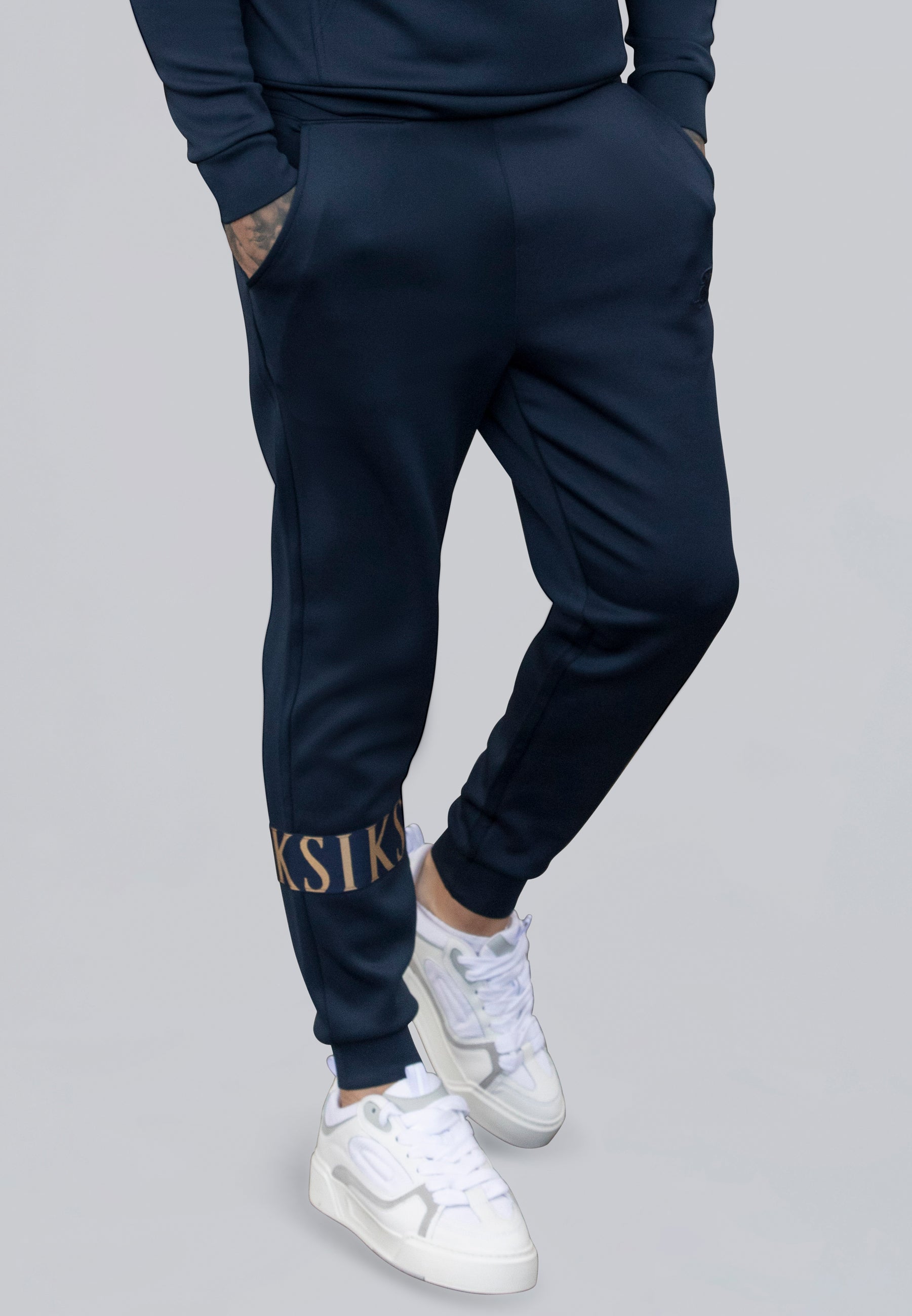 Dynamic Joggers in Navy Pants SikSilk
