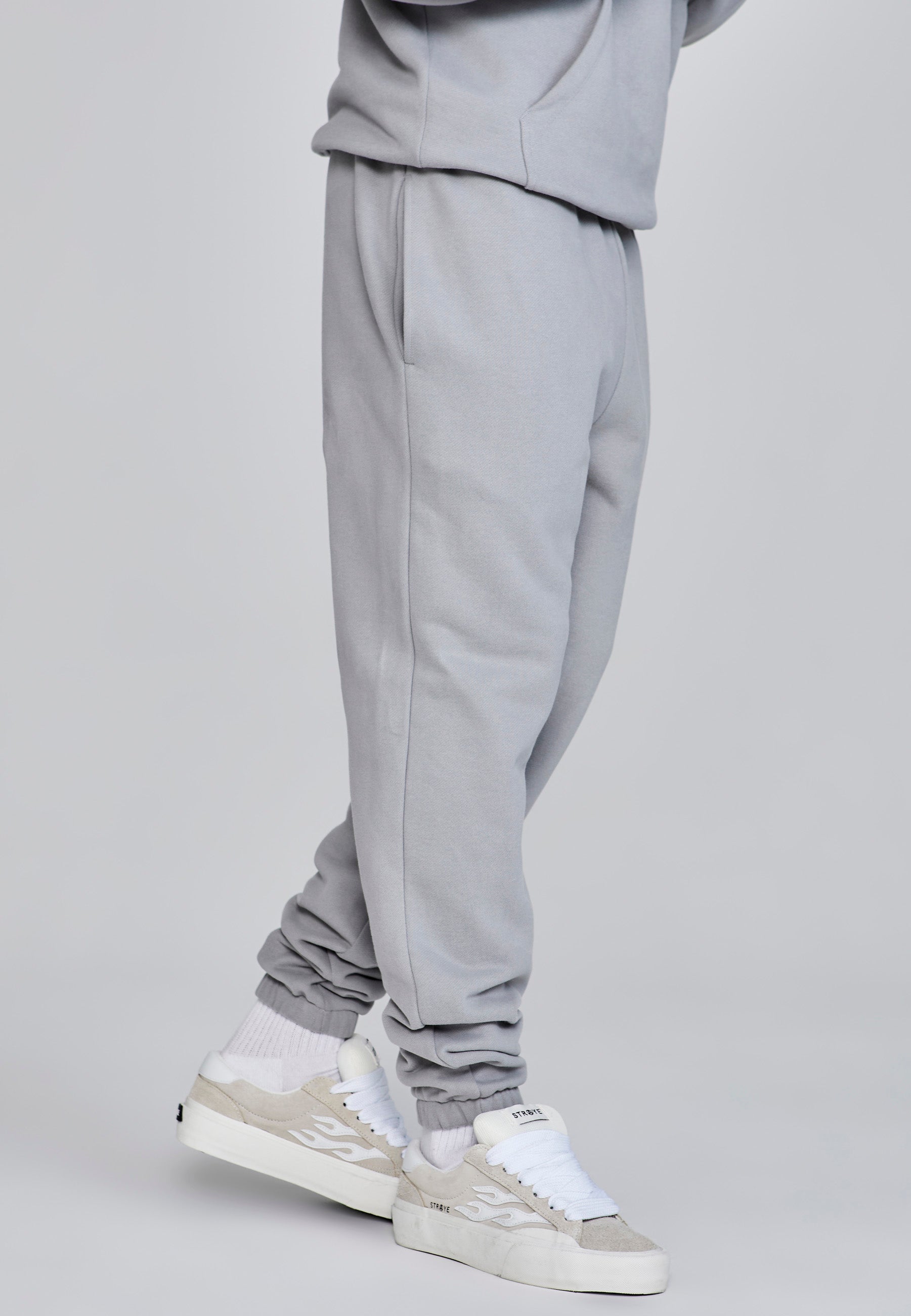 Relaxed Fit Joggers in Grey Pants SikSilk