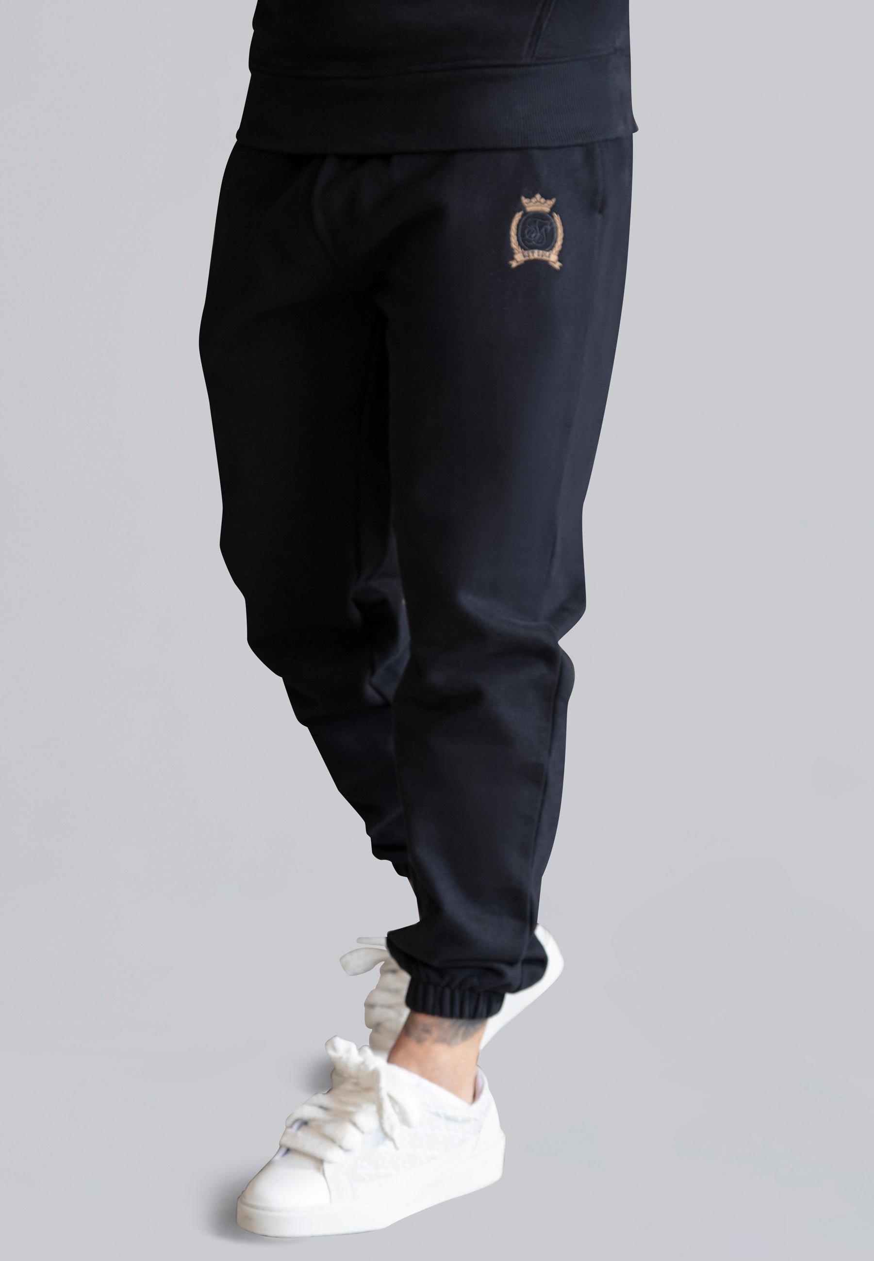 Relaxed Fit Joggers in Black Pants SikSilk